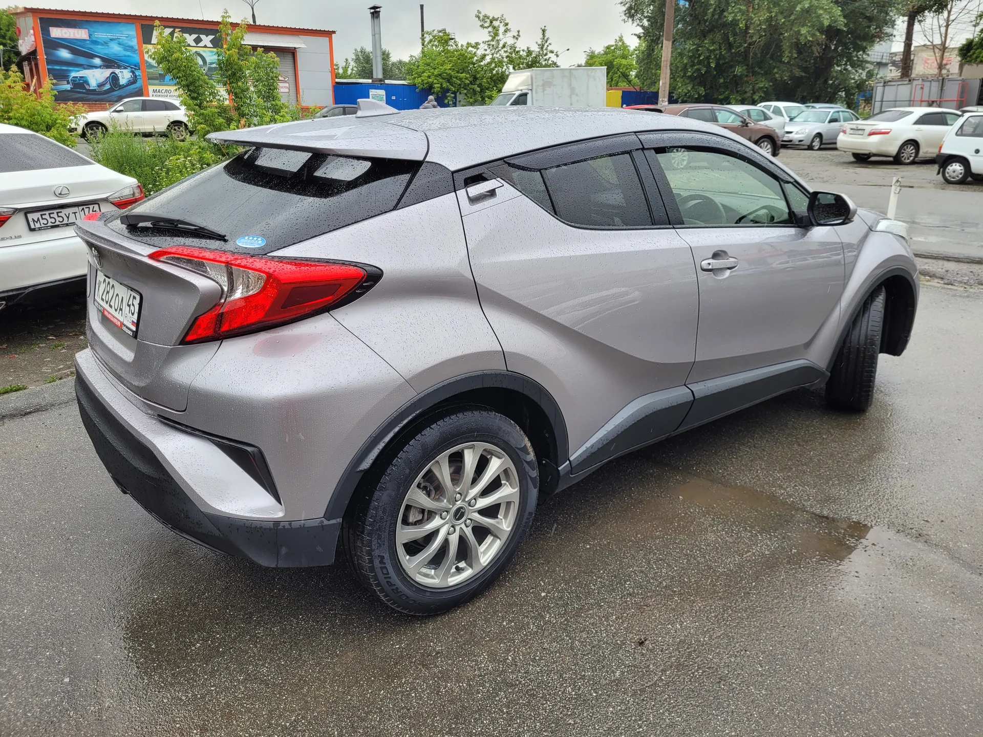 Toyota C-HR 1.2 CVT, 2018г.в. - миниатюра 6