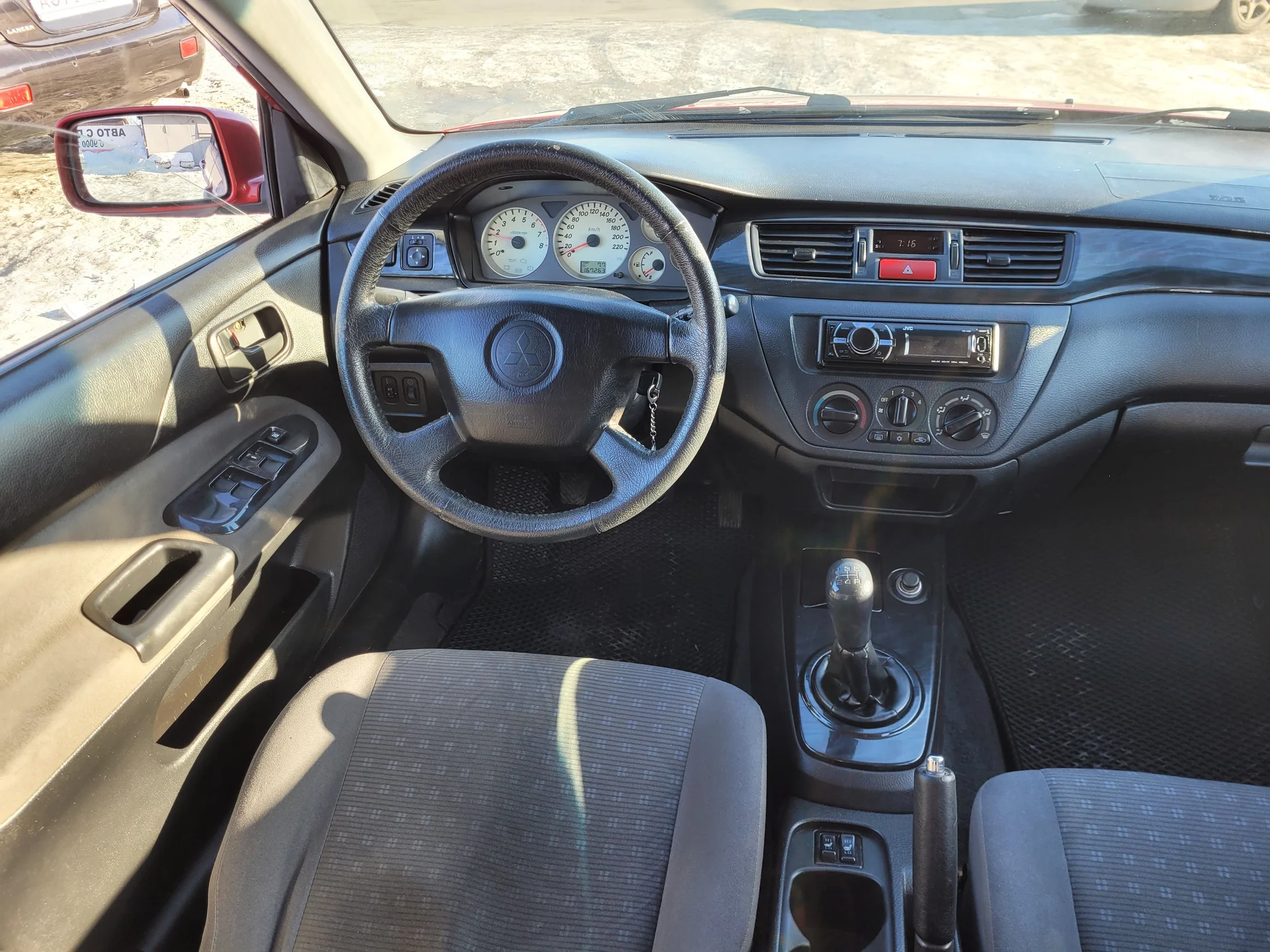 Mitsubishi lancer 1.6МТ, 2005г.в. - миниатюра 7