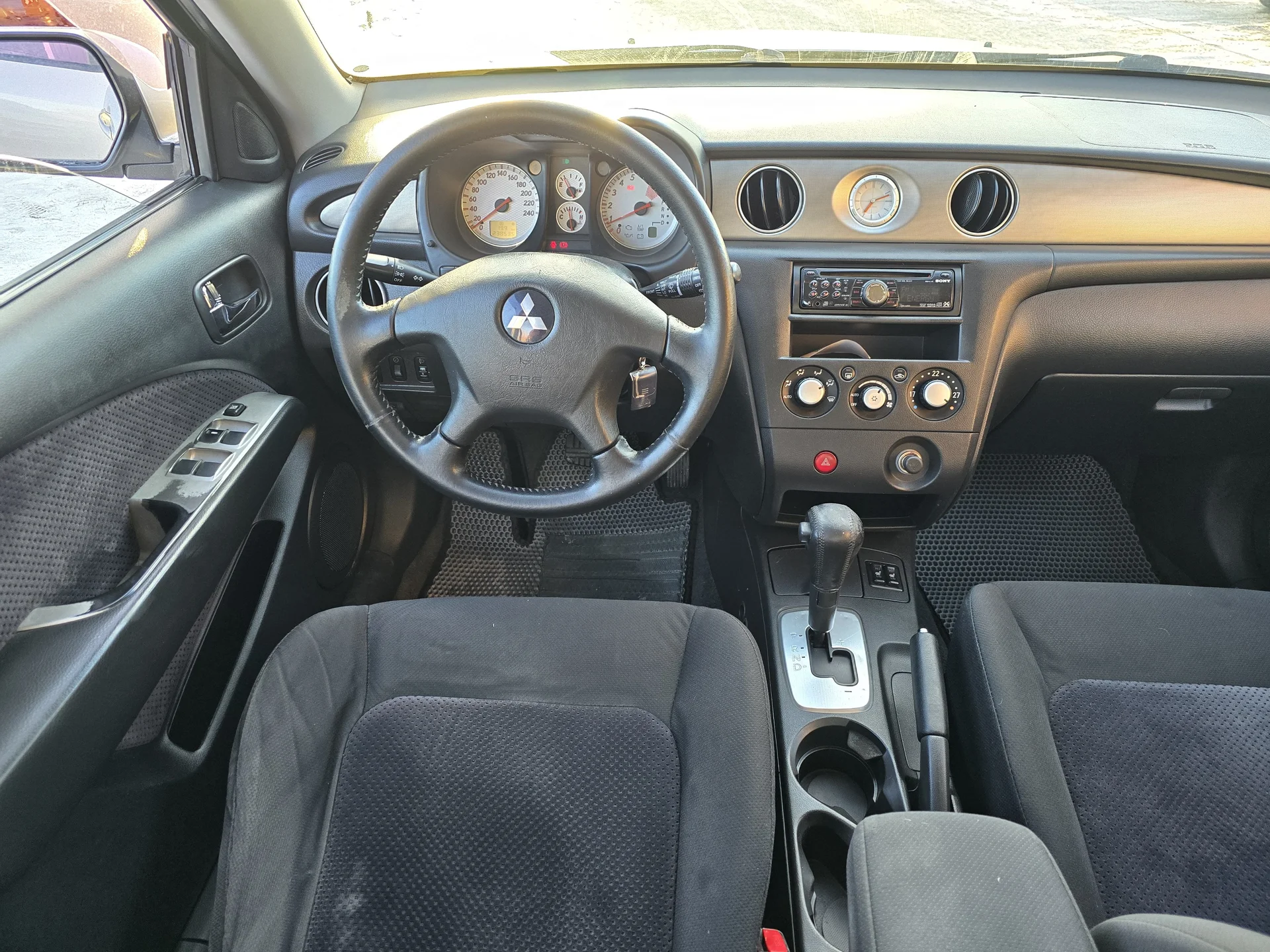 Mitsubishi Outlander 2.4АТ, 4WD, 2006г.в. - миниатюра 7