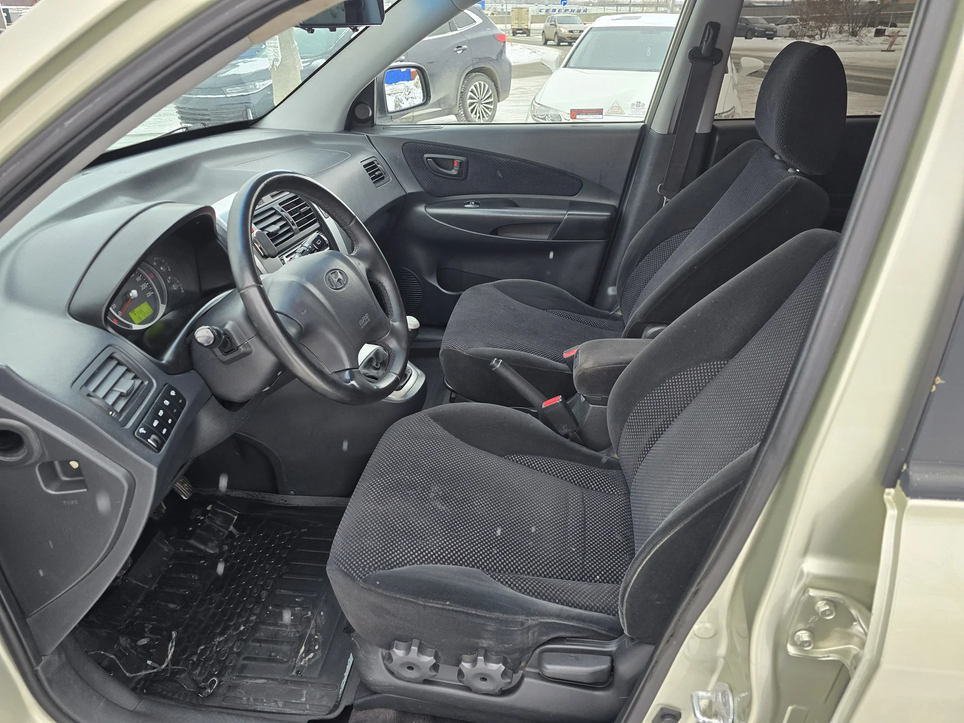 Hyundai Tucson 2.0МТ, 4WD, 2008г.в. - миниатюра 9