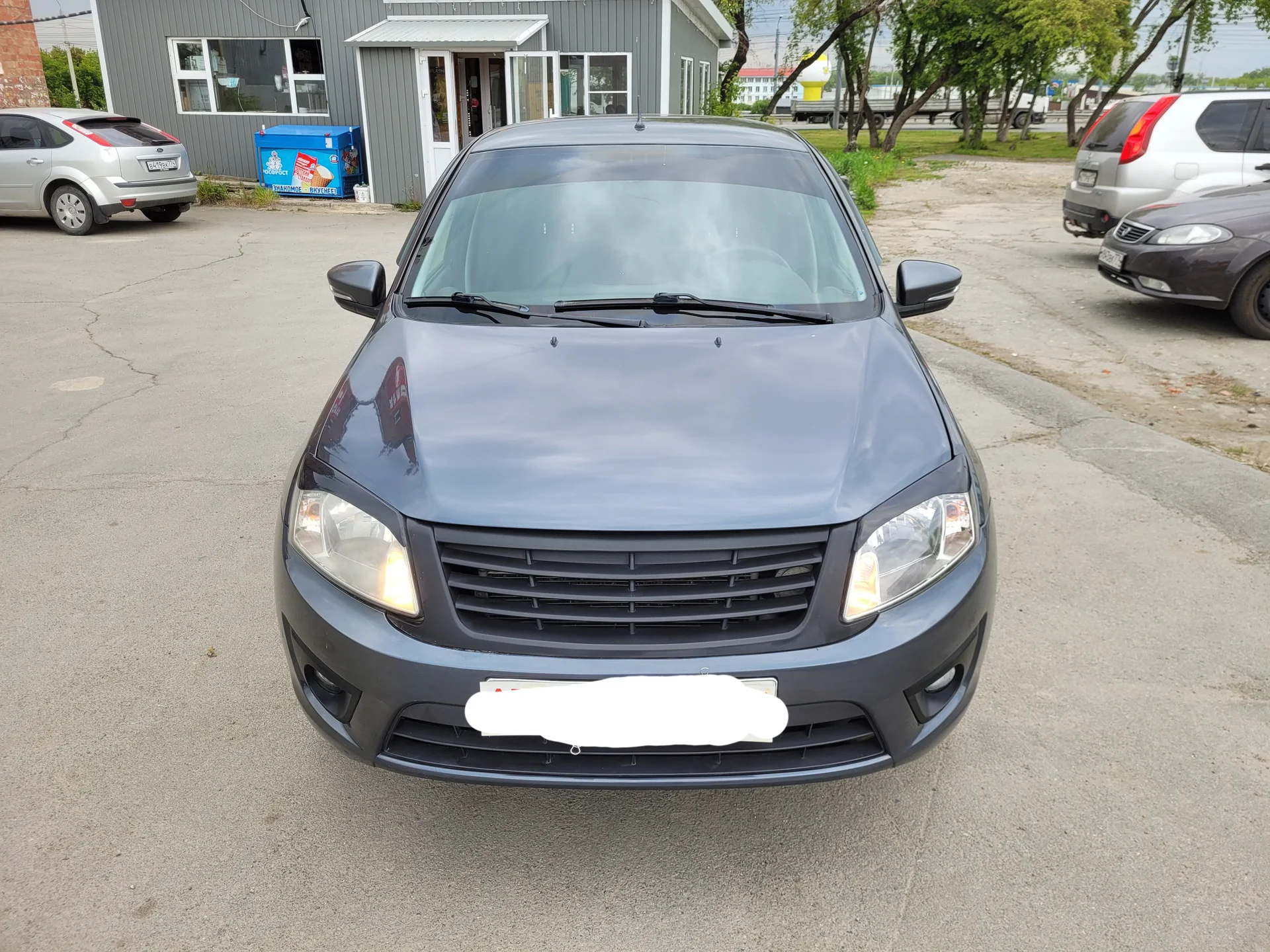 LADA Granta 1.6МТ, 2017г.в. - миниатюра 2