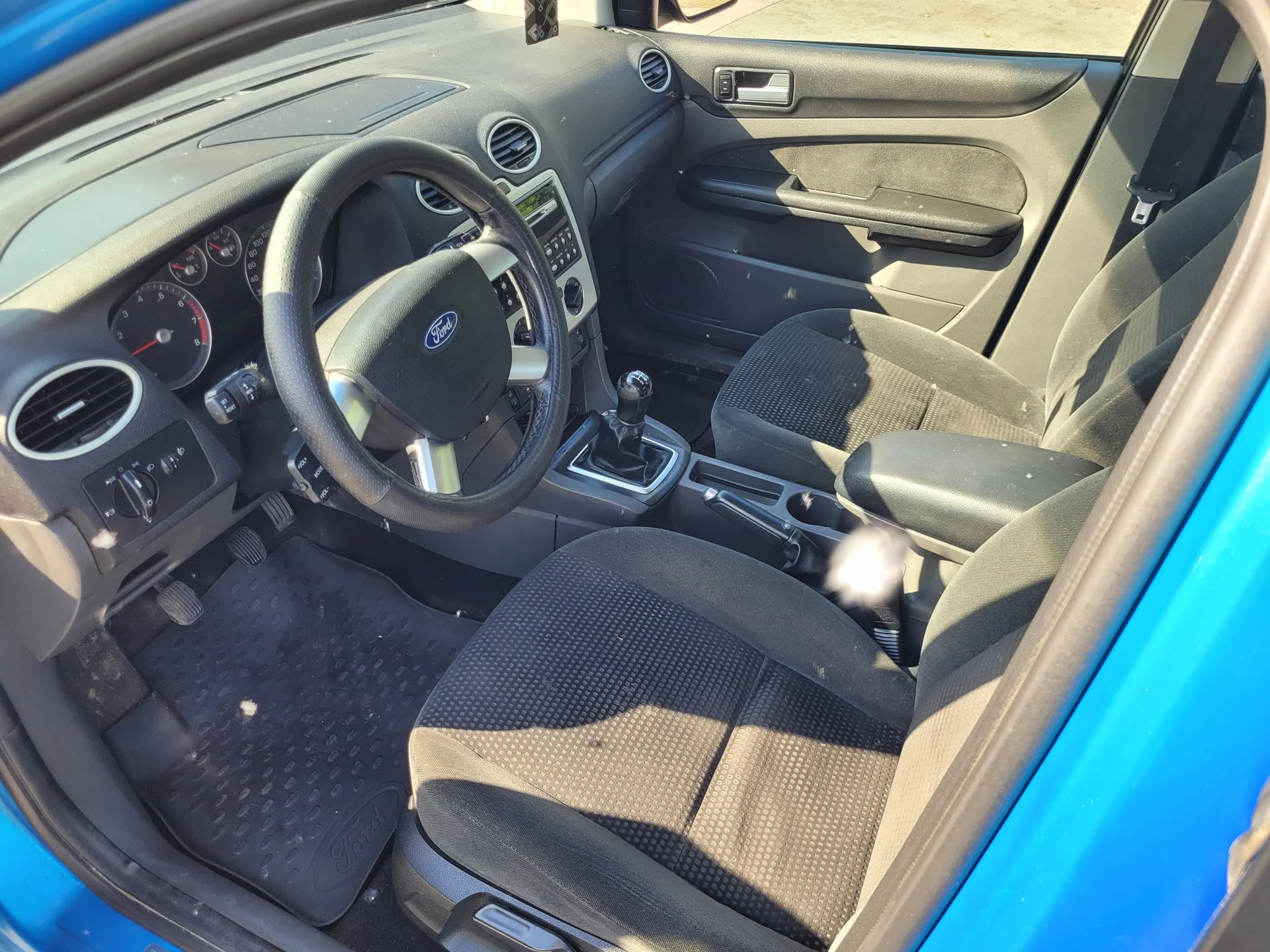 Ford Focus 2.0МТ, 2006г.в. - миниатюра 8