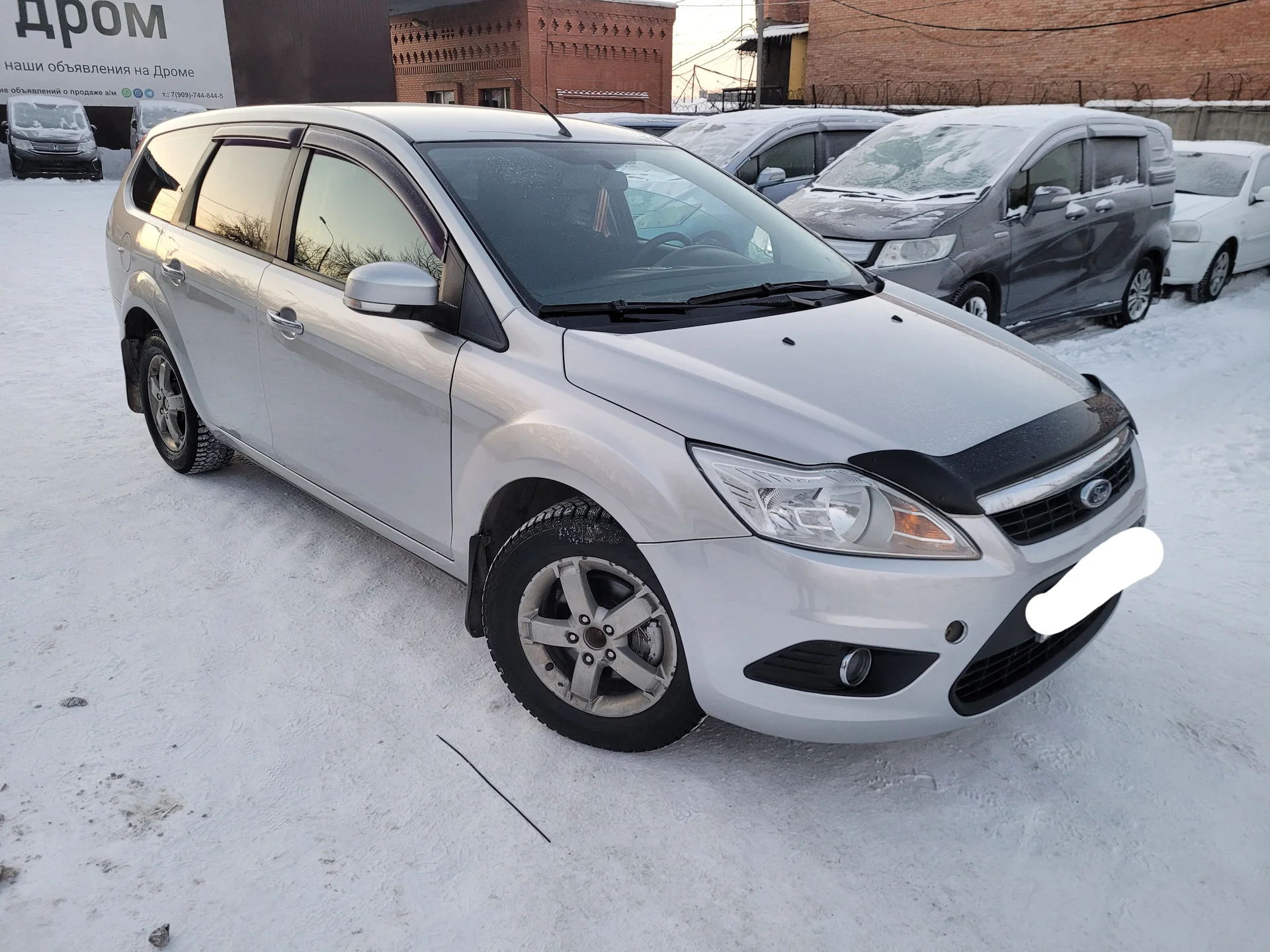 Ford Focus 1.6МТ, 2010-11г.э. - миниатюра 5