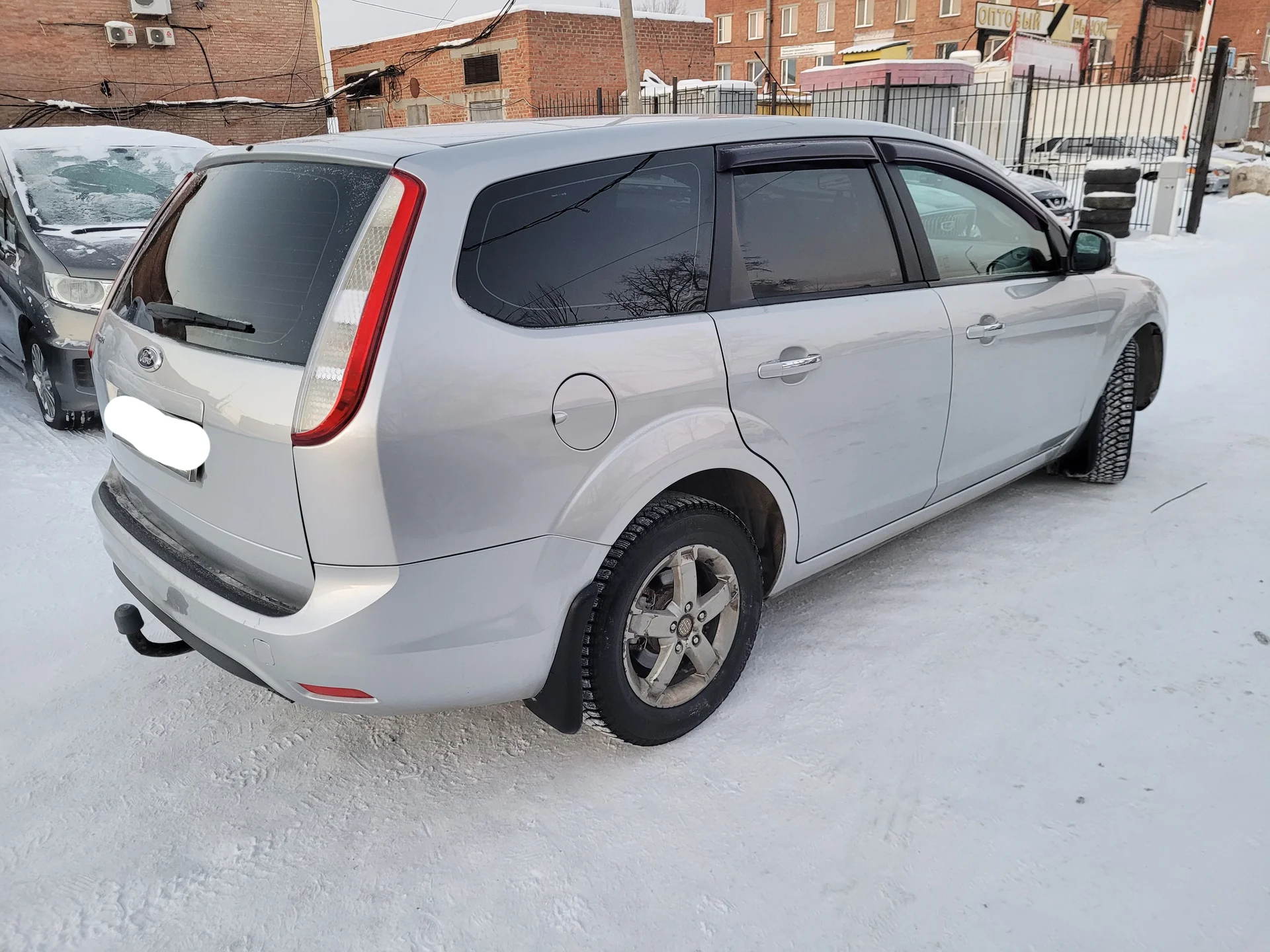 Ford Focus 1.6МТ, 2010-11г.э. - миниатюра 6