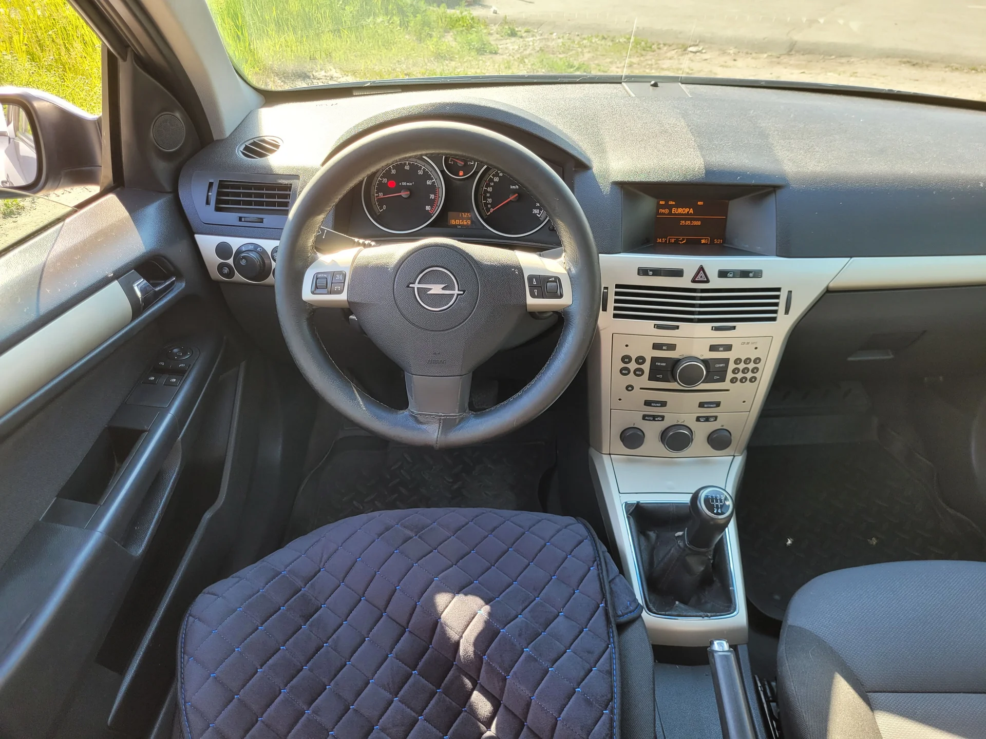Opel Astra 1.6МТ, 2008г.в. - миниатюра 7