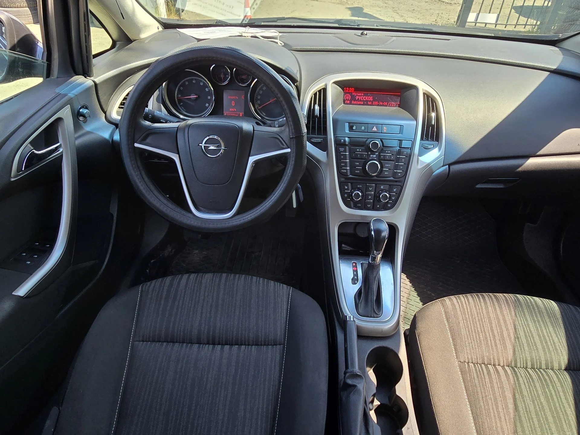 Opel Astra 1.4АТ, 2012г.в. - миниатюра 7