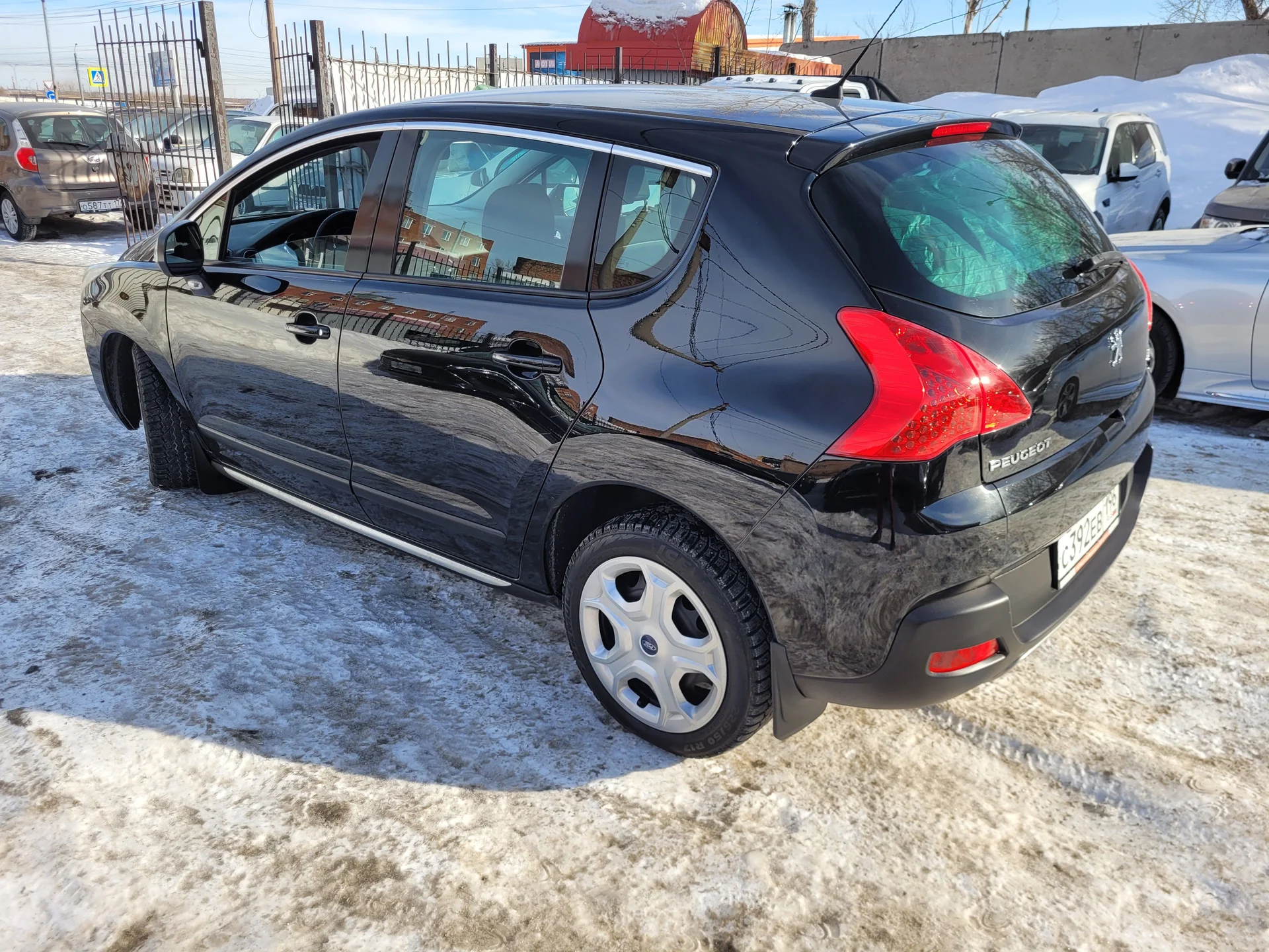 Peugeot 3008 1.6МТ, 2010г.в. - миниатюра 2