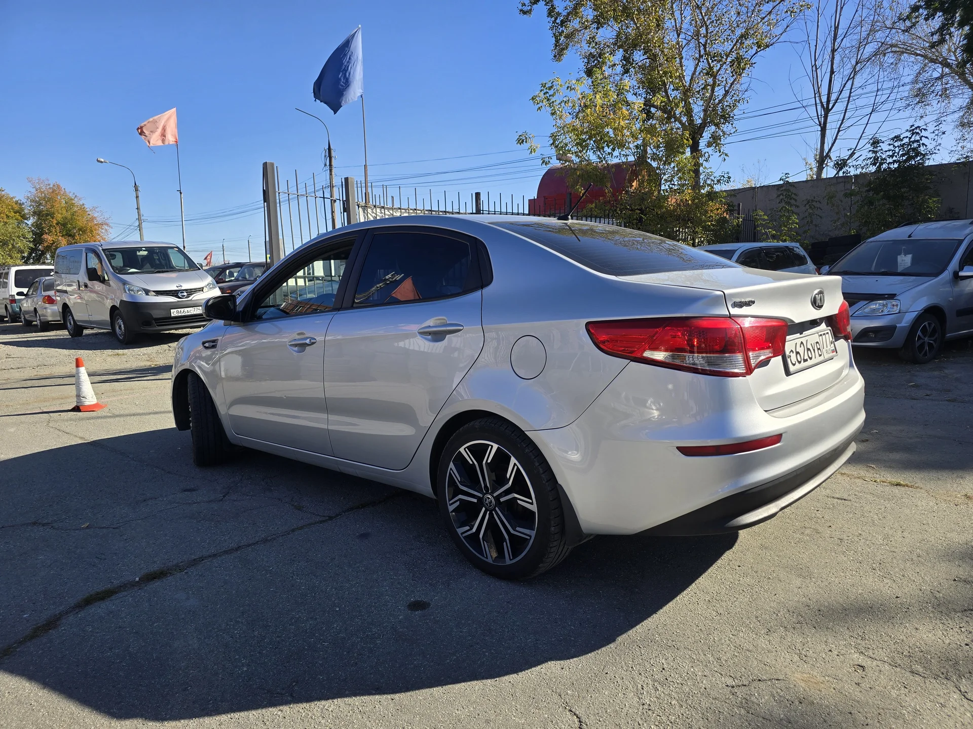 Kia Rio 1.6 AT, 2016-17г.э. - миниатюра 2