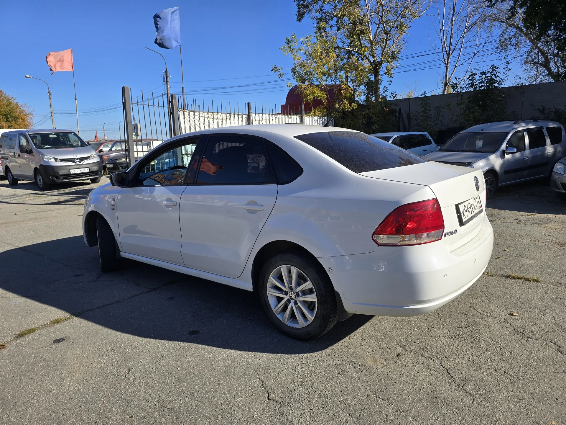 Volkswagen Polo 1.6 МТ, 2013г.в. - миниатюра 2