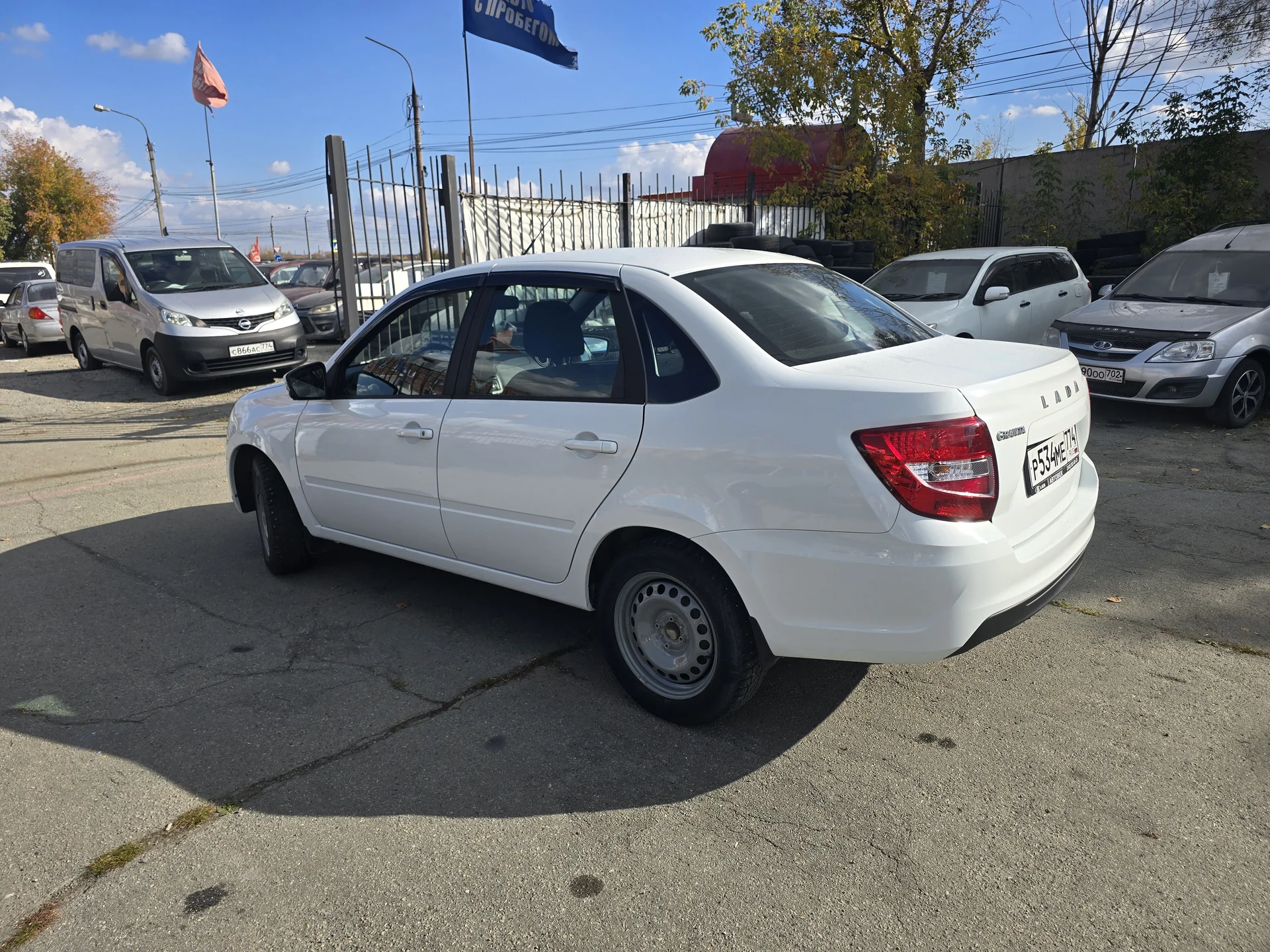 LADA Granta 1.6 МТ, 2024г.в. - миниатюра 2