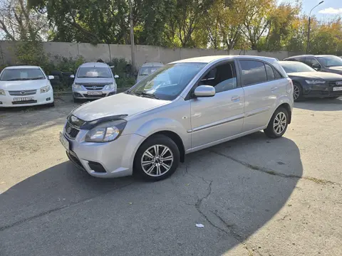 Kia Rio 1.4 AT, 2010г.в.