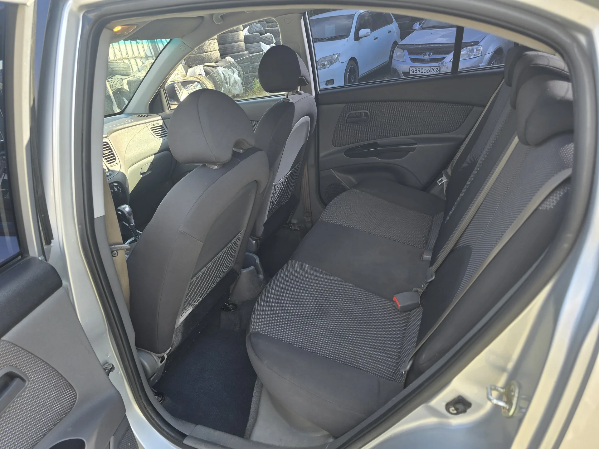 Kia Rio 1.4 AT, 2010г.в. - миниатюра 7