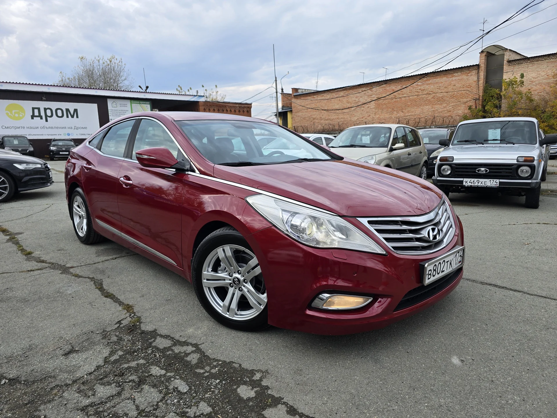 Hyundai Grandeur 3.0 AT, 2012-13г.э. - миниатюра 14