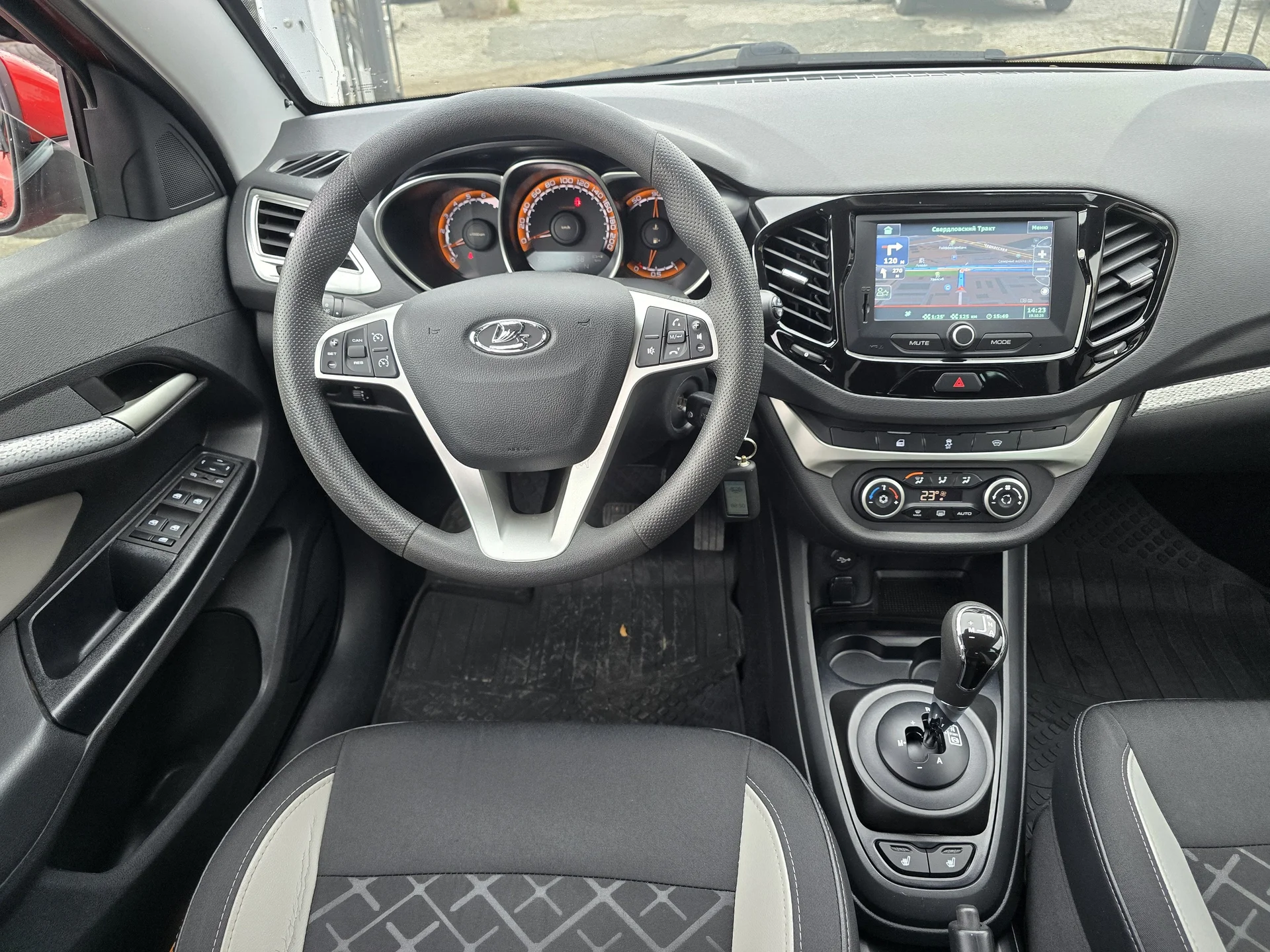 LADA Vesta Cross 1.8 AMT, 2019г.в. - миниатюра 7