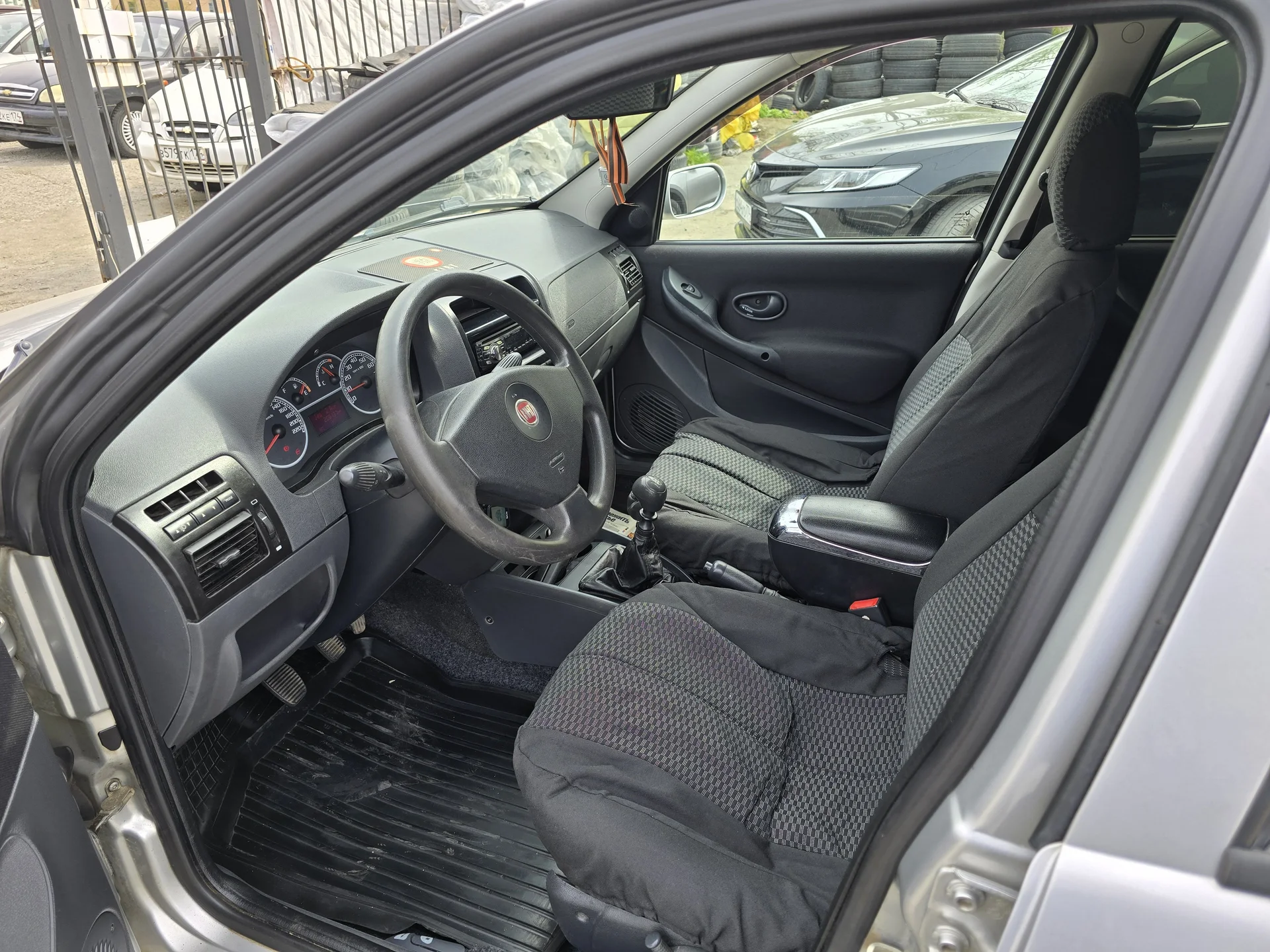 Fiat Albea 1.4МТ, 2011г.в. - миниатюра 8