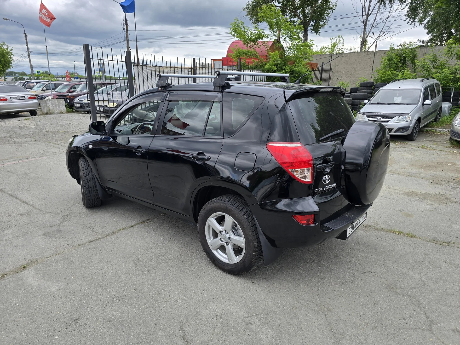 Toyota RAV4 2.0 AT, 2007г.в. 2WD - миниатюра 2
