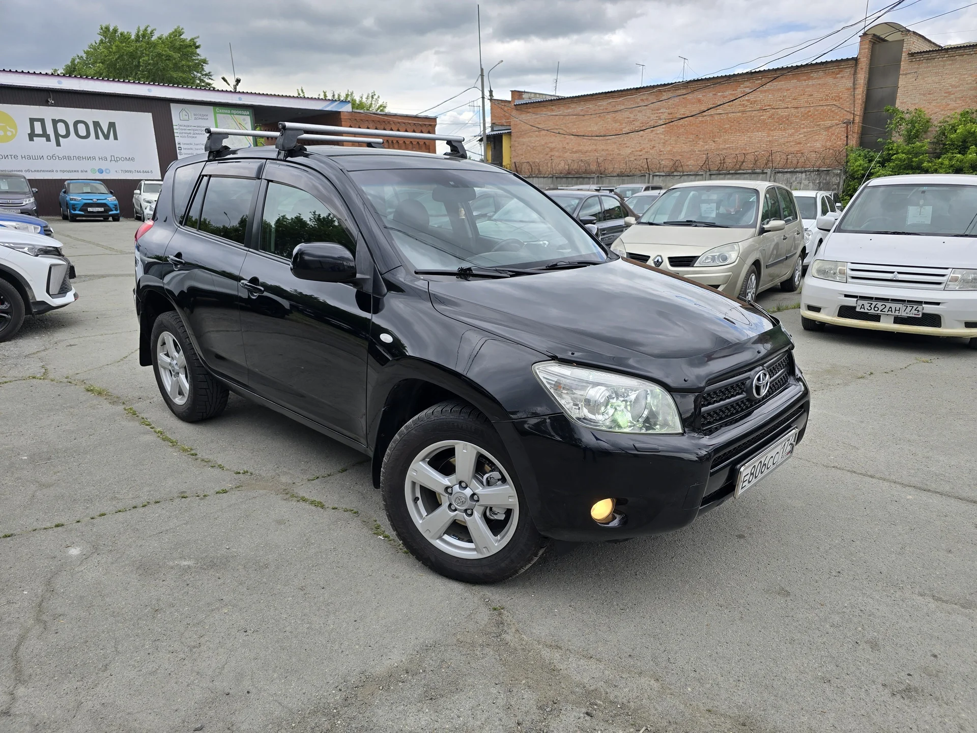Toyota RAV4 2.0 AT, 2007г.в. 2WD - миниатюра 4
