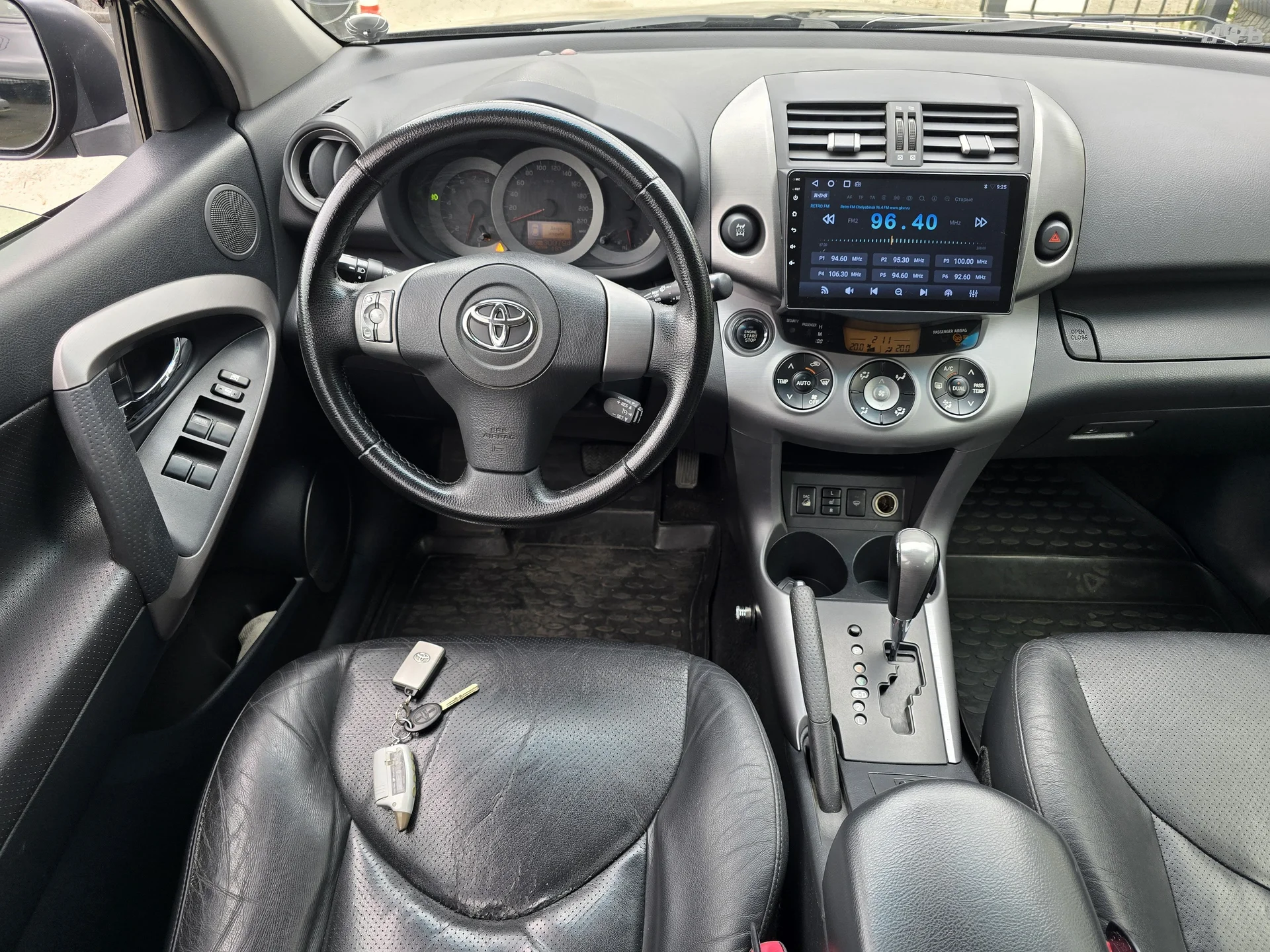 Toyota RAV4 2.0 AT, 2007г.в. 2WD - миниатюра 8
