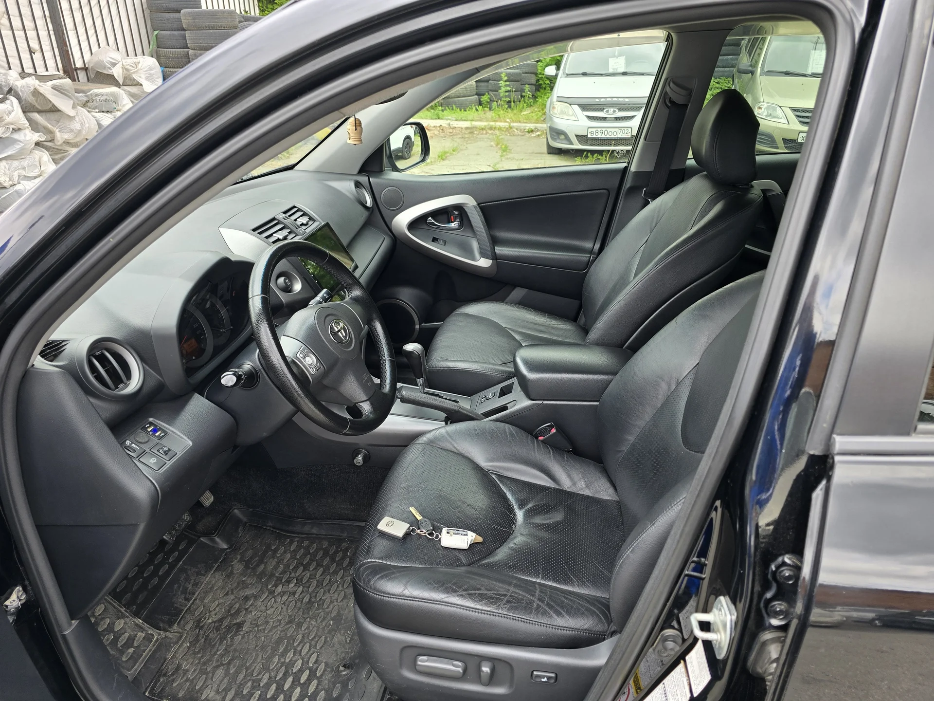 Toyota RAV4 2.0 AT, 2007г.в. 2WD - миниатюра 9