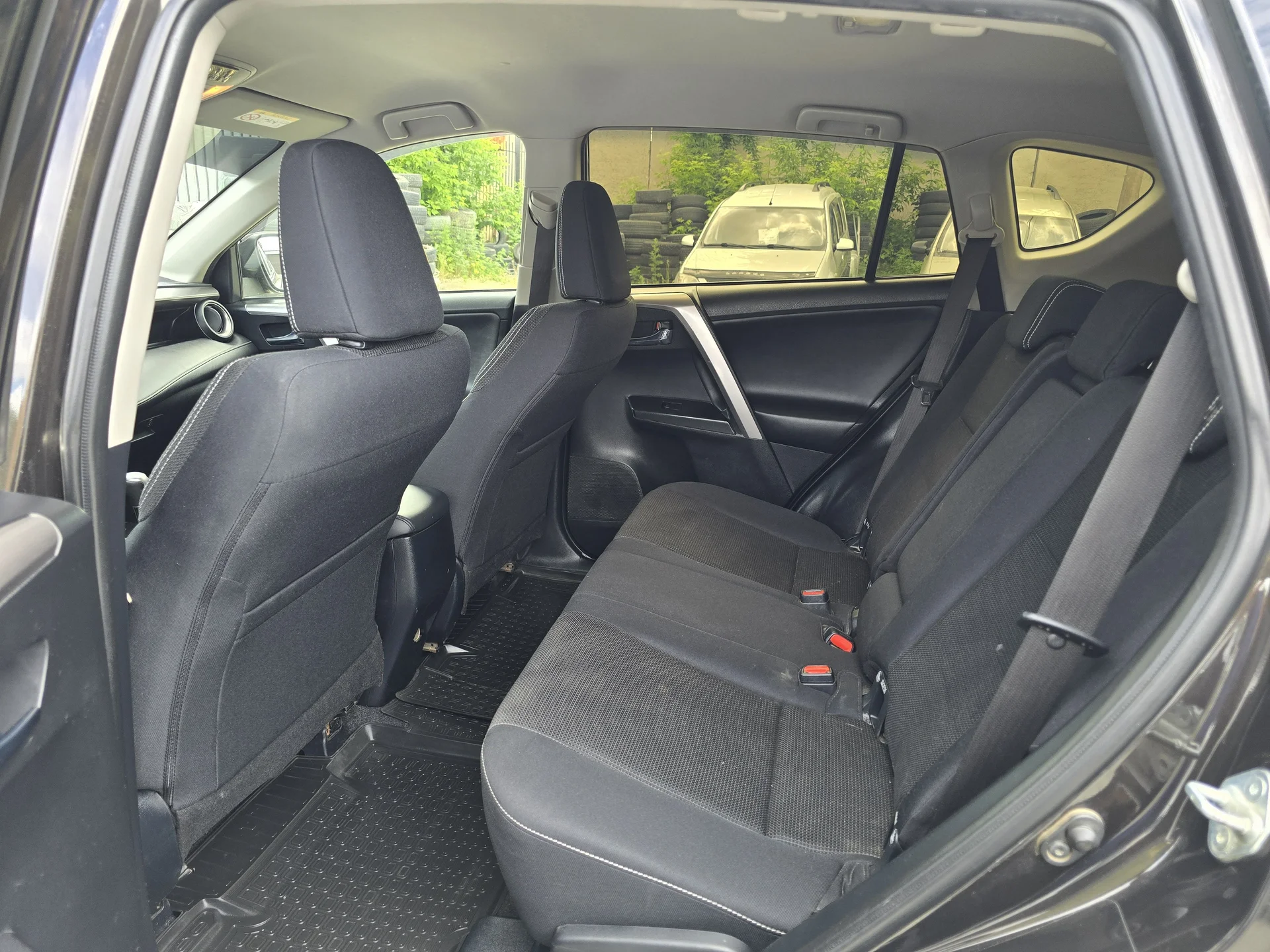 Toyota RAV4 2.0 CVT, 2016г.в. 4WD - миниатюра 10