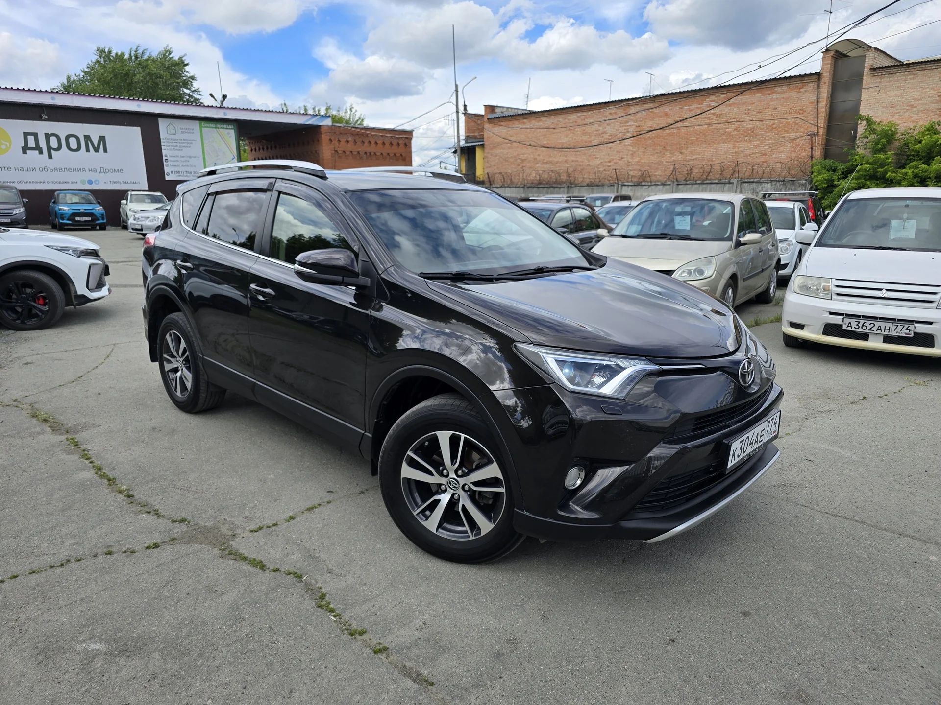 Toyota RAV4 2.0 CVT, 2016г.в. 4WD - миниатюра 12