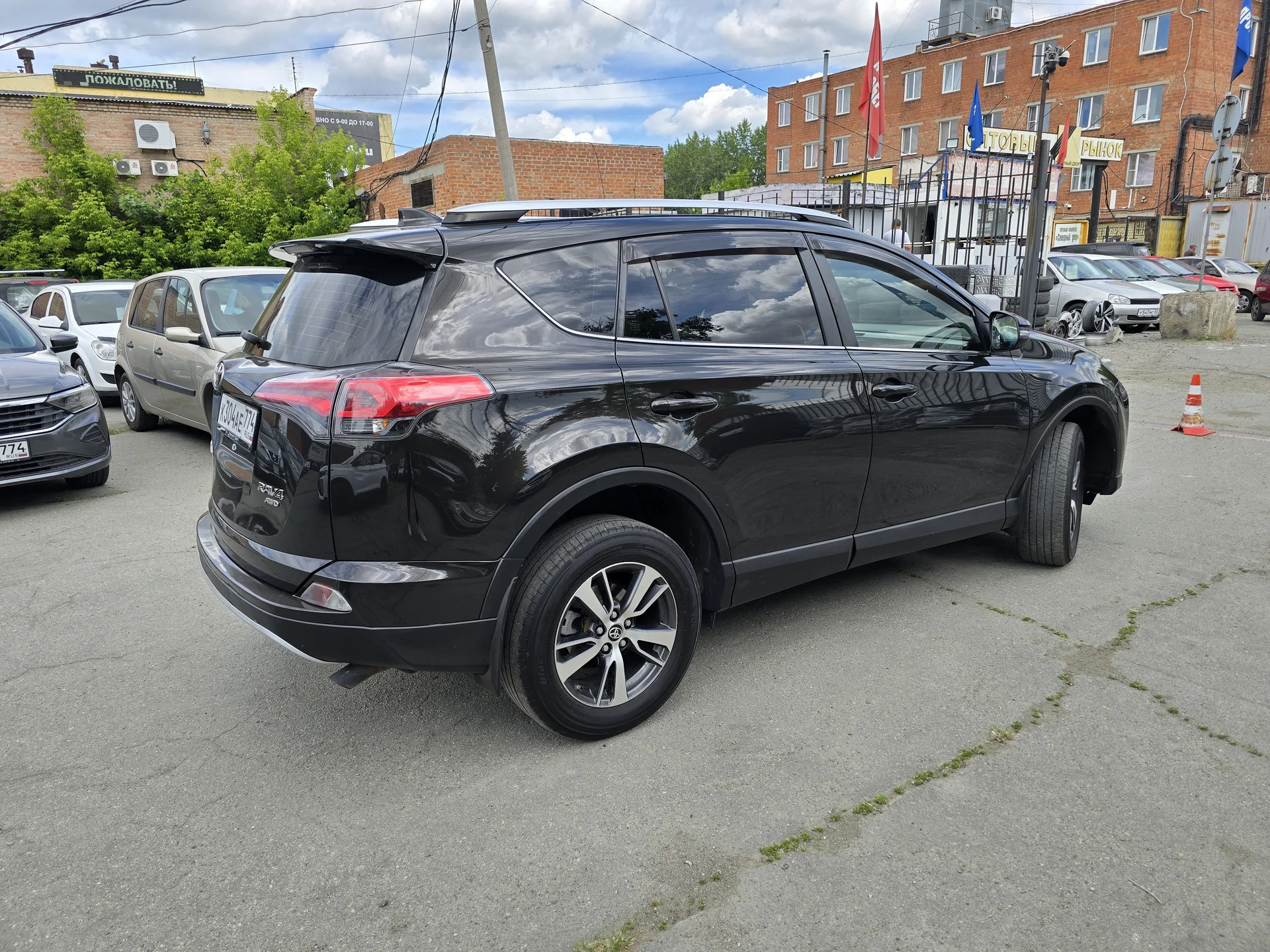 Toyota RAV4 2.0 CVT, 2016г.в. 4WD - миниатюра 13