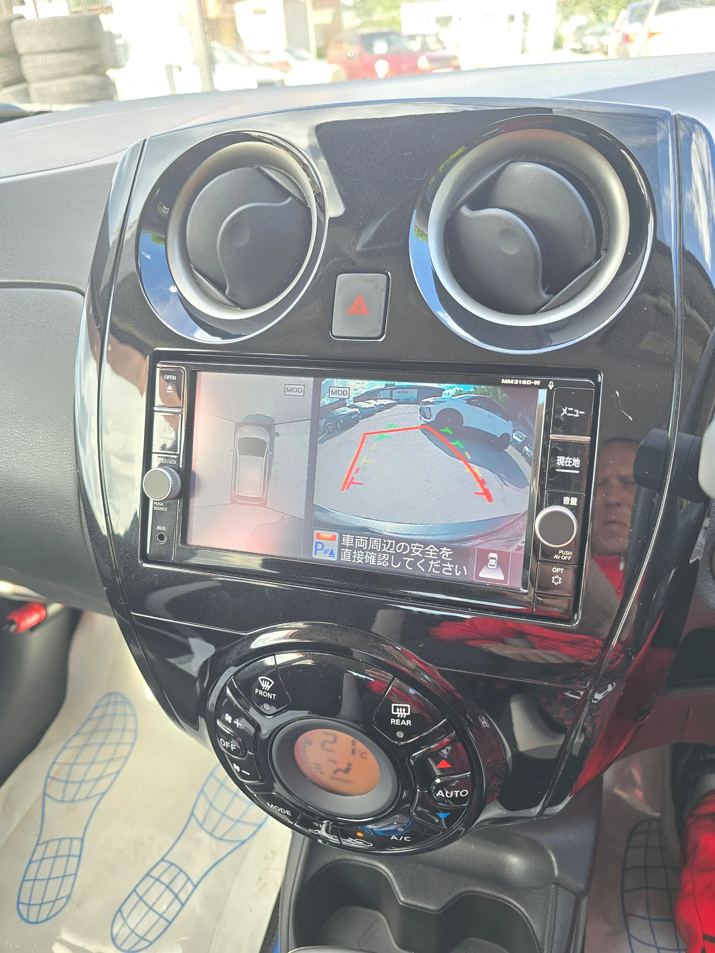 Nissan Note 1.2 AT, 2019г.в. - миниатюра 10