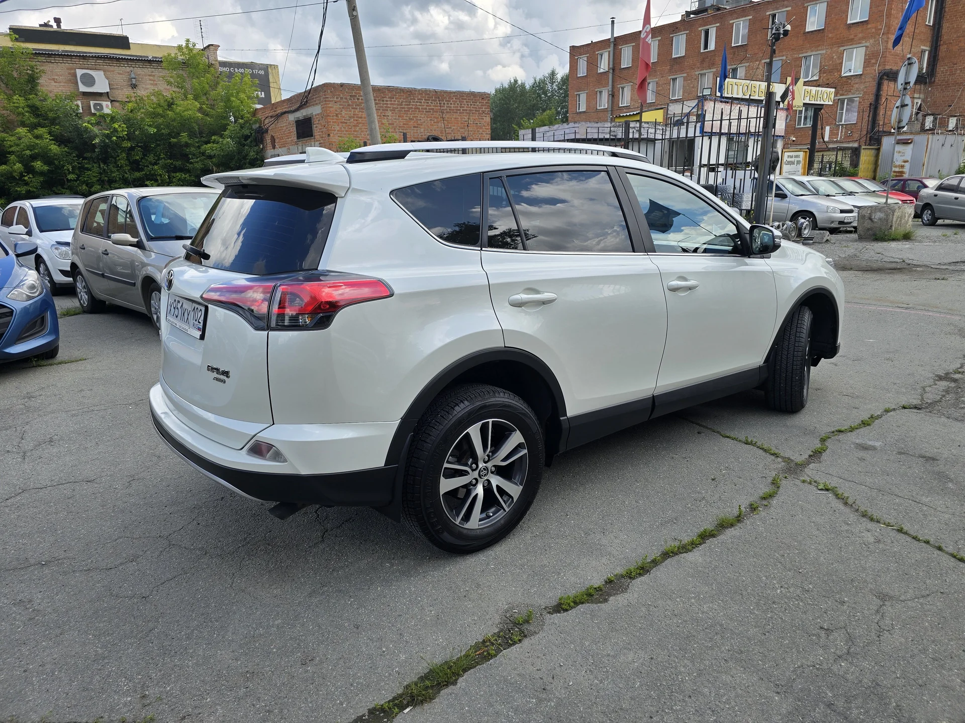 Toyota RAV4 2.0 CVT, 2017г.в. 4WD - миниатюра 13