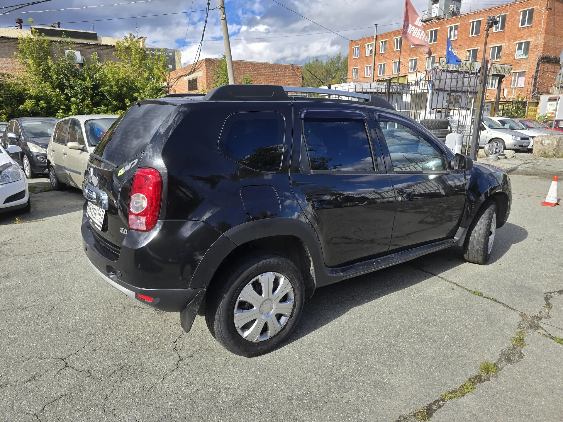 Renault Duster 2.0 МТ, 2013, 4WD - миниатюра 8