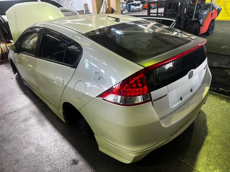 На запчасти Honda Insight ZE2 LDA 2009. Пробег: 84 - миниатюра 4