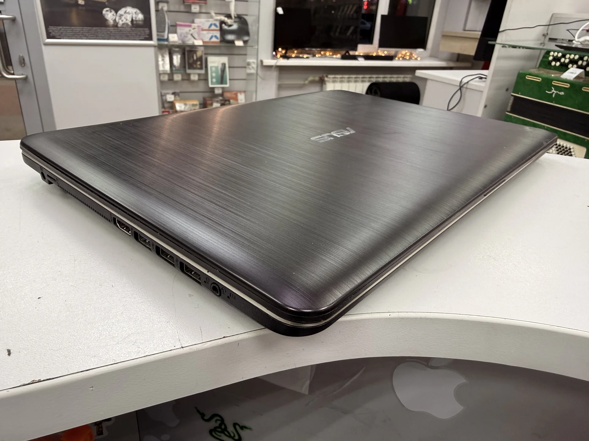 Ноутбук ASUS R540B - миниатюра 2