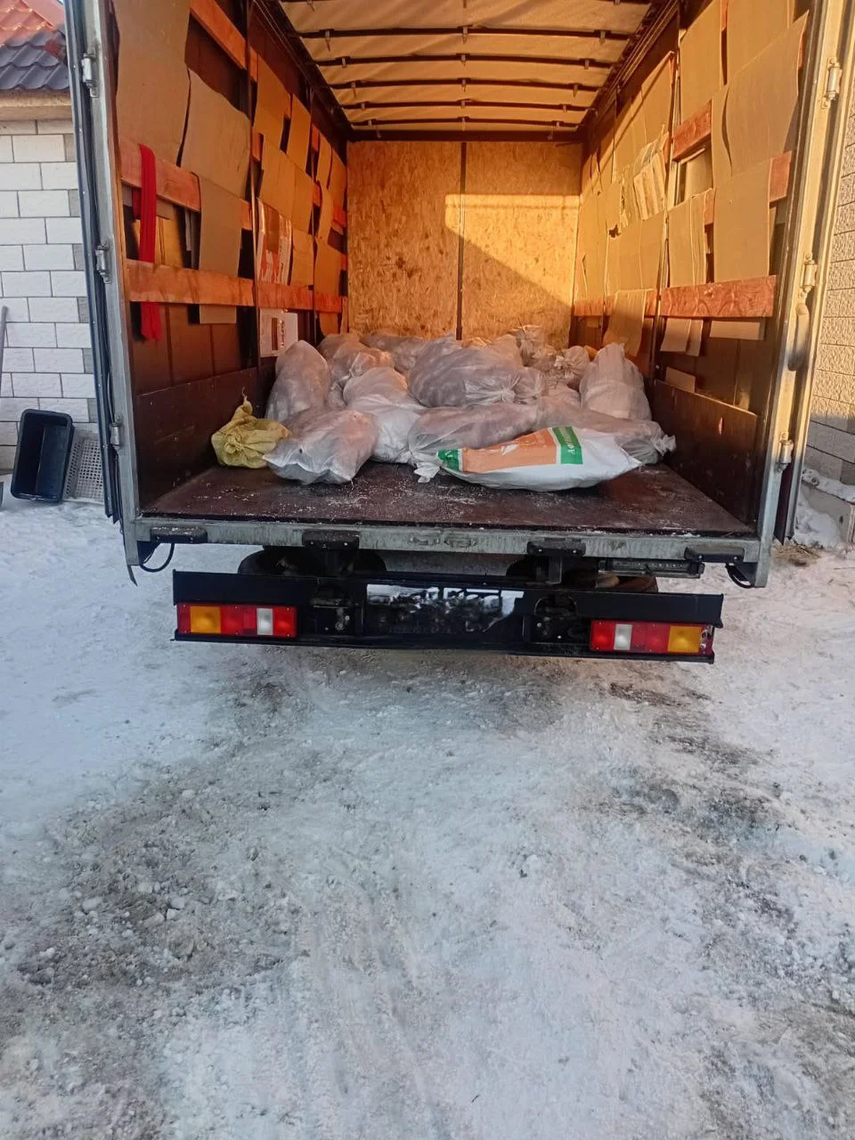 Грузоперевозки межгород Газель Фура Грузчики Грузотакси - миниатюра 7