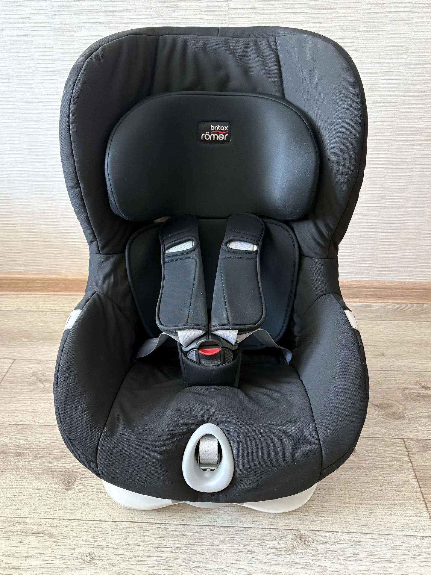 Автомобильное кресло britax romer king 2 - миниатюра 2