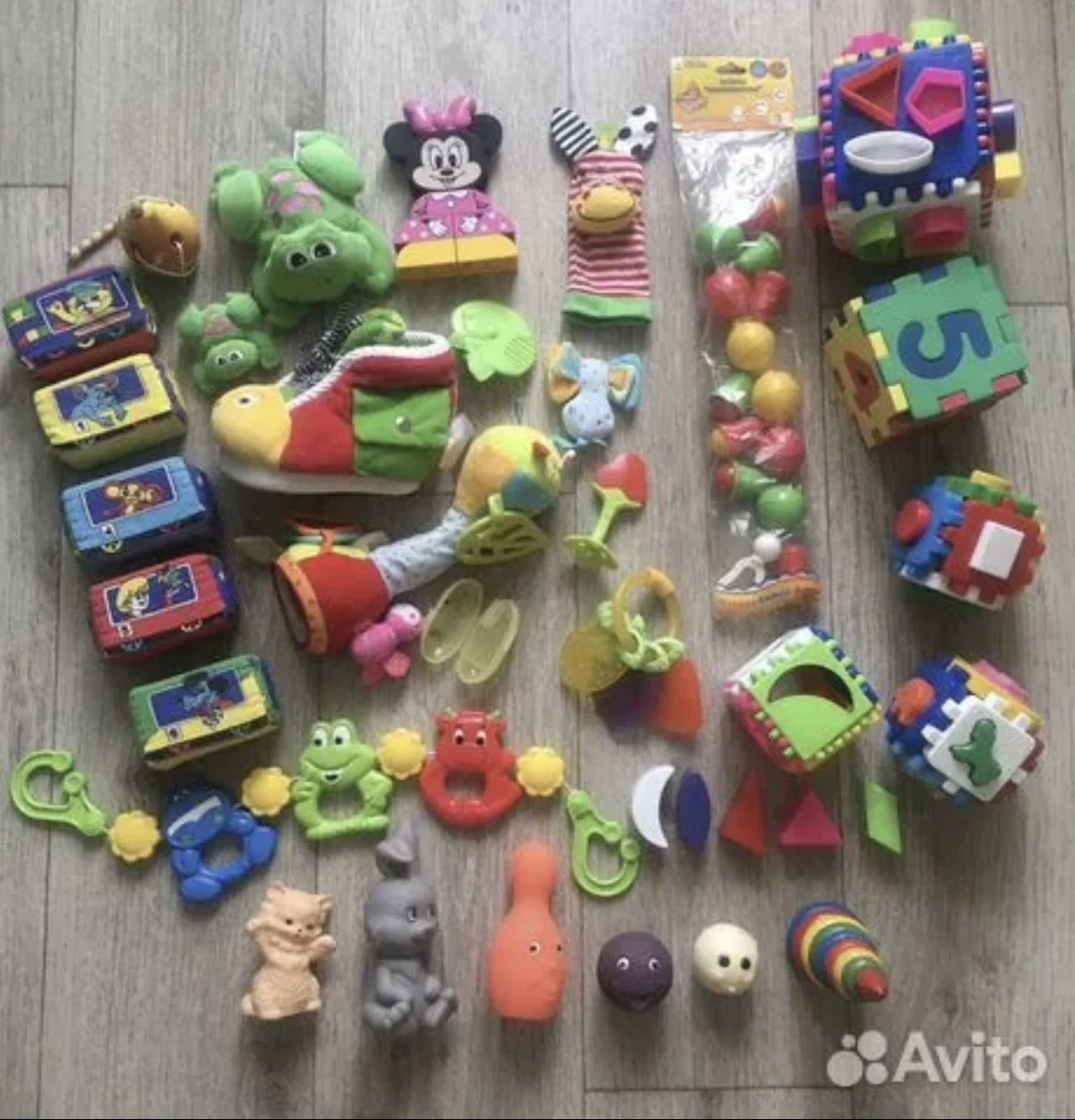 Пакет игрушек, погремушек
