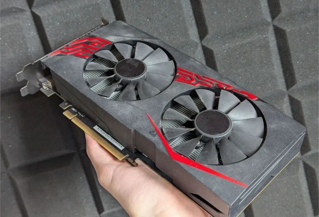 RX 570 ASUS - изображение 1