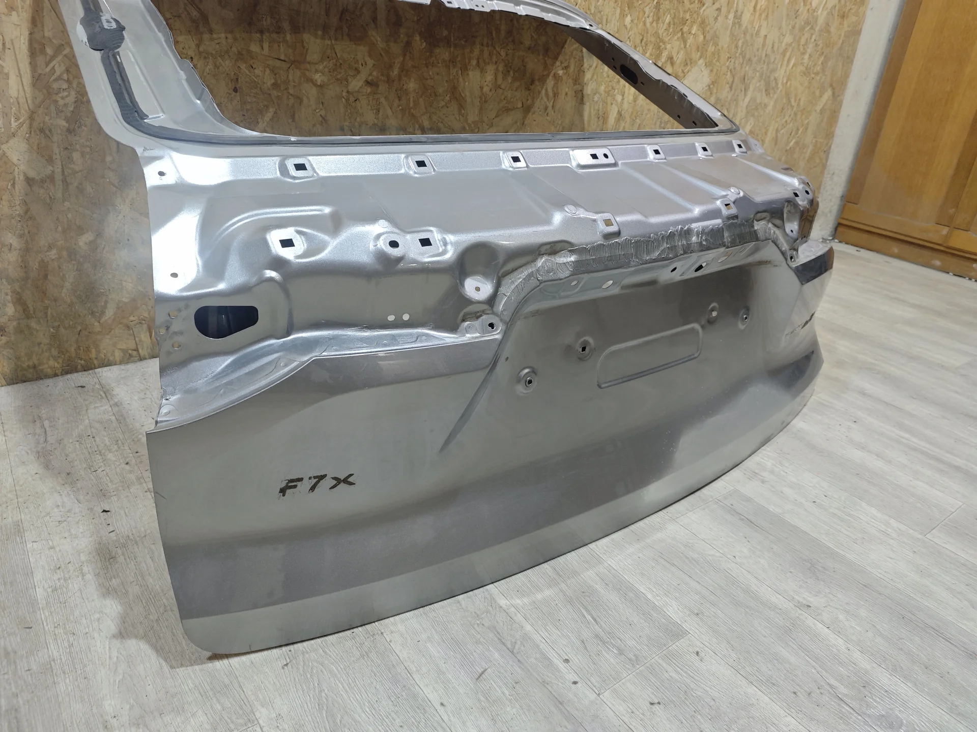 Дверь багажника Haval F7X - миниатюра 7
