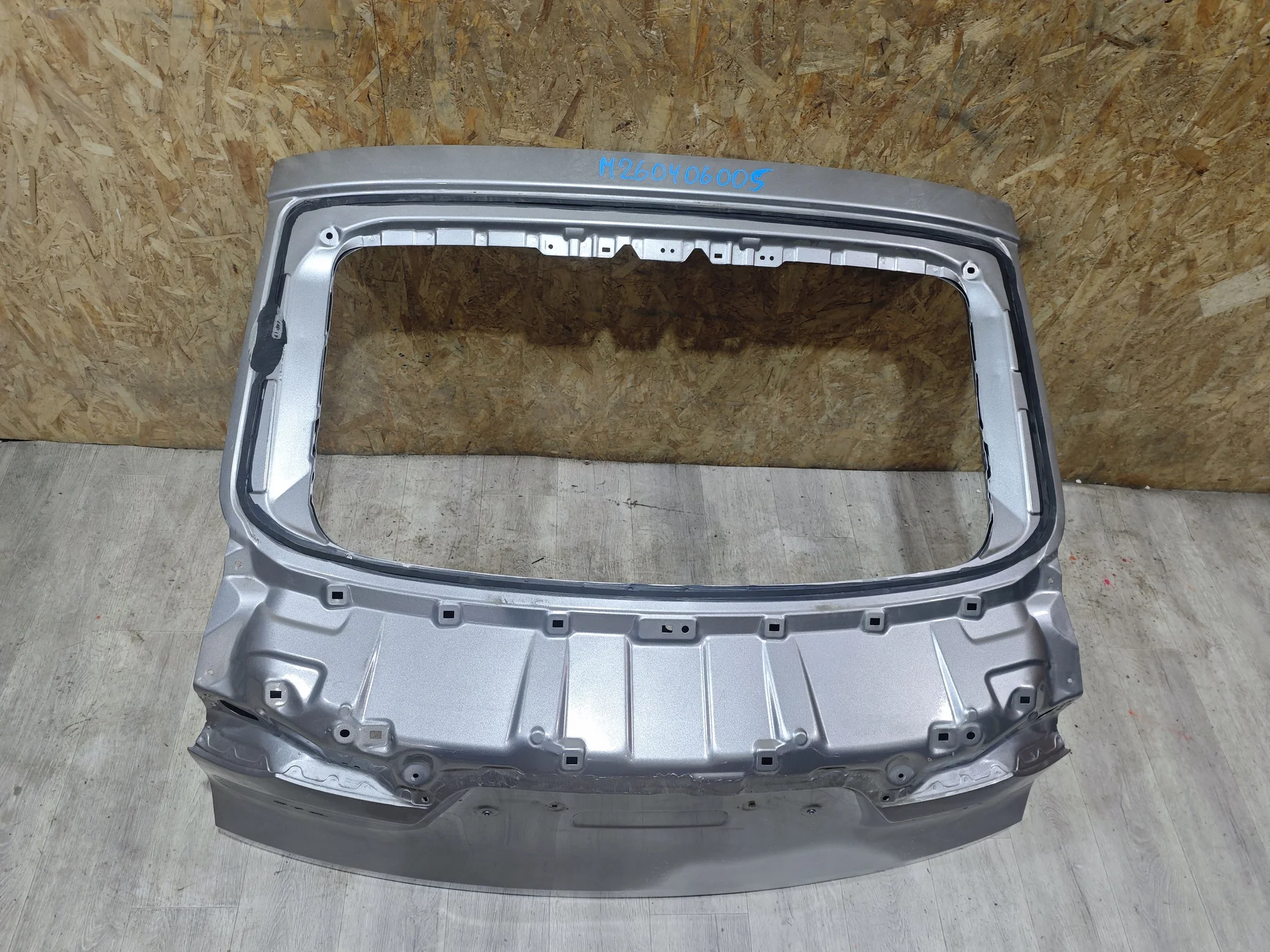 Дверь багажника Haval F7X - миниатюра 8