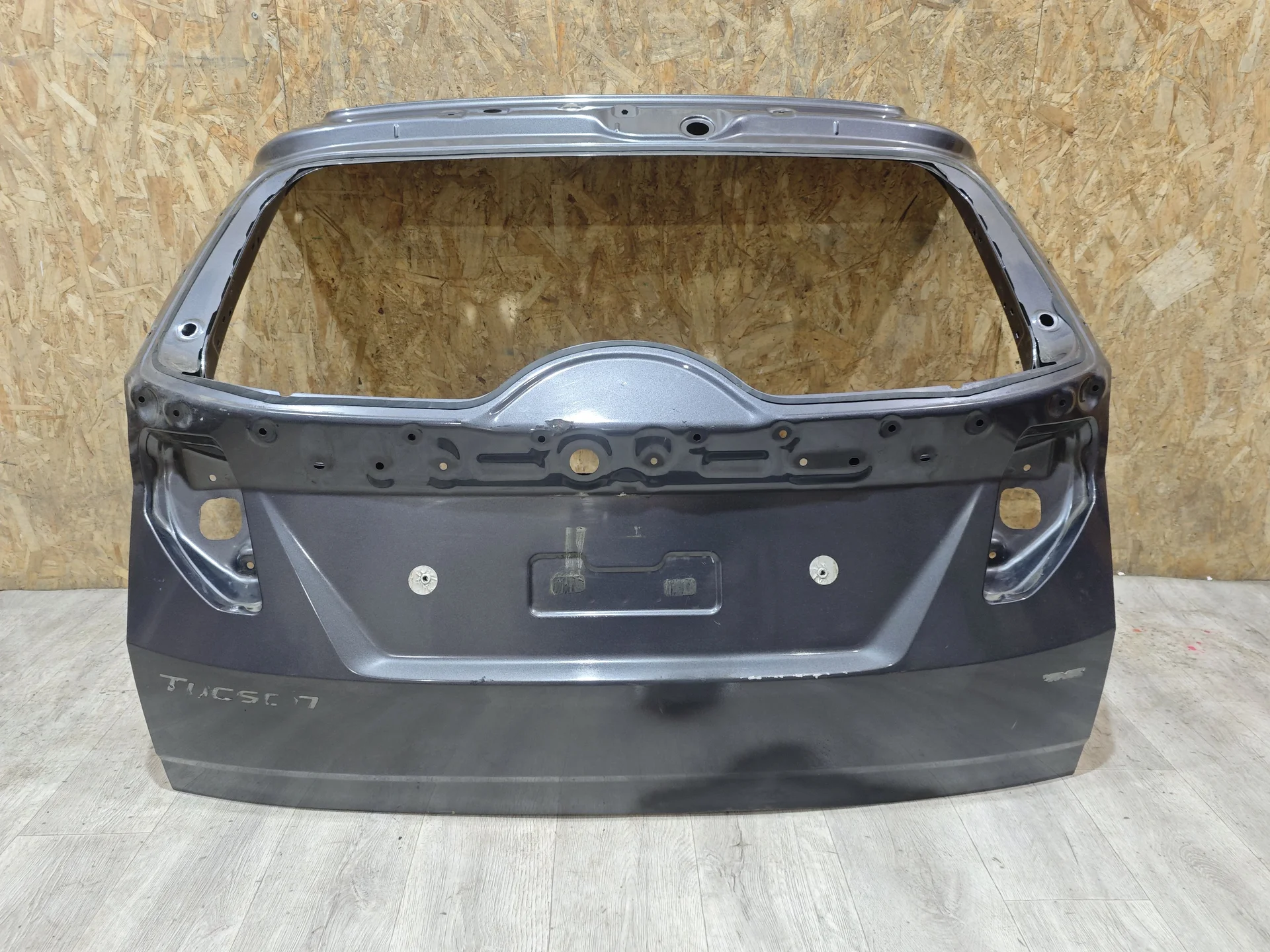 Дверь багажника Hyundai Tucson 4 - миниатюра 2