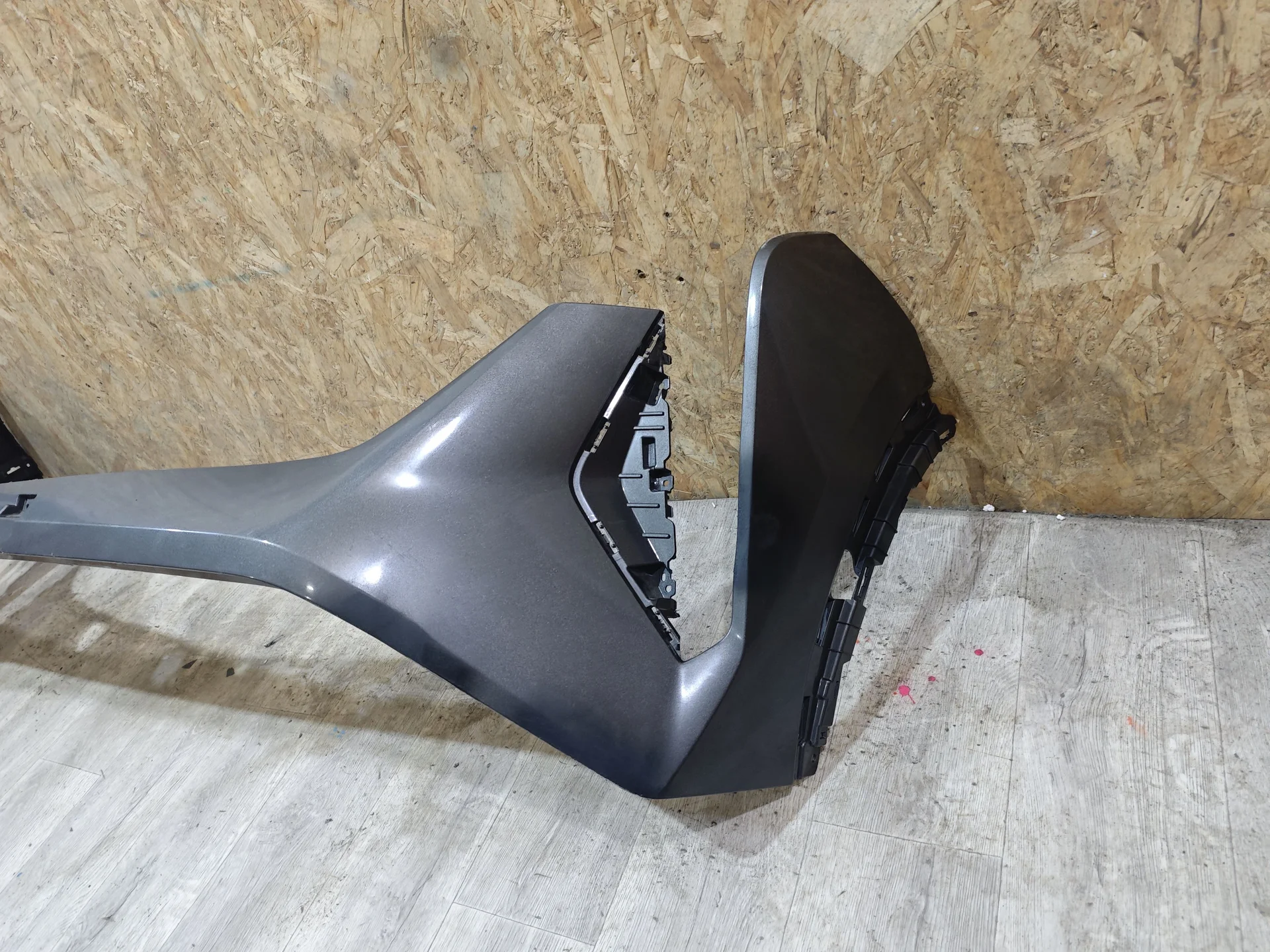 Бампер передний Geely Sityray - миниатюра 4