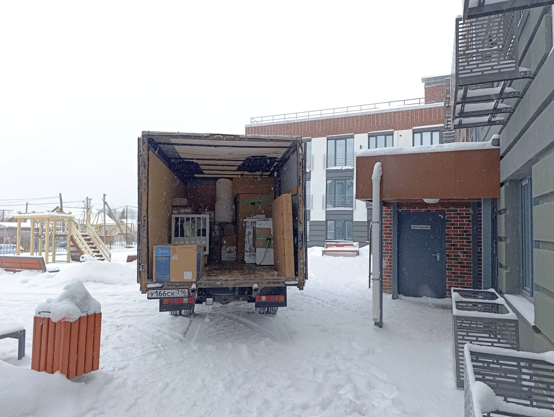 Грузоперевозки Газель Грузчики Переезд - миниатюра 4