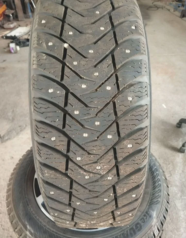 Колеса с дисками 215/60/16 зимние шипы (Subaru XV) - миниатюра 4