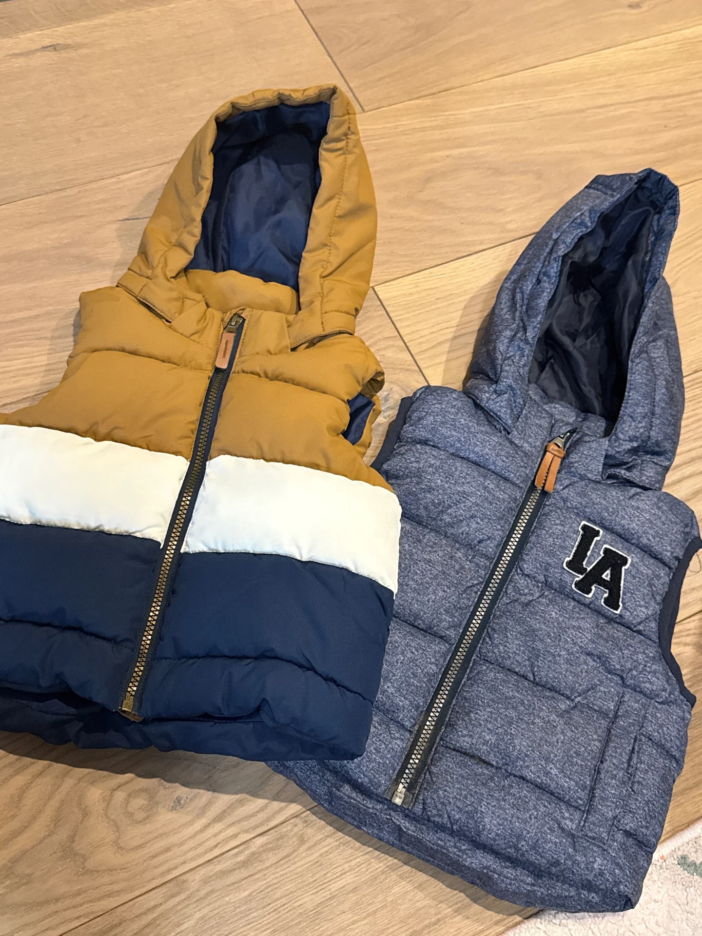 Жилетки H&M - изображение 1