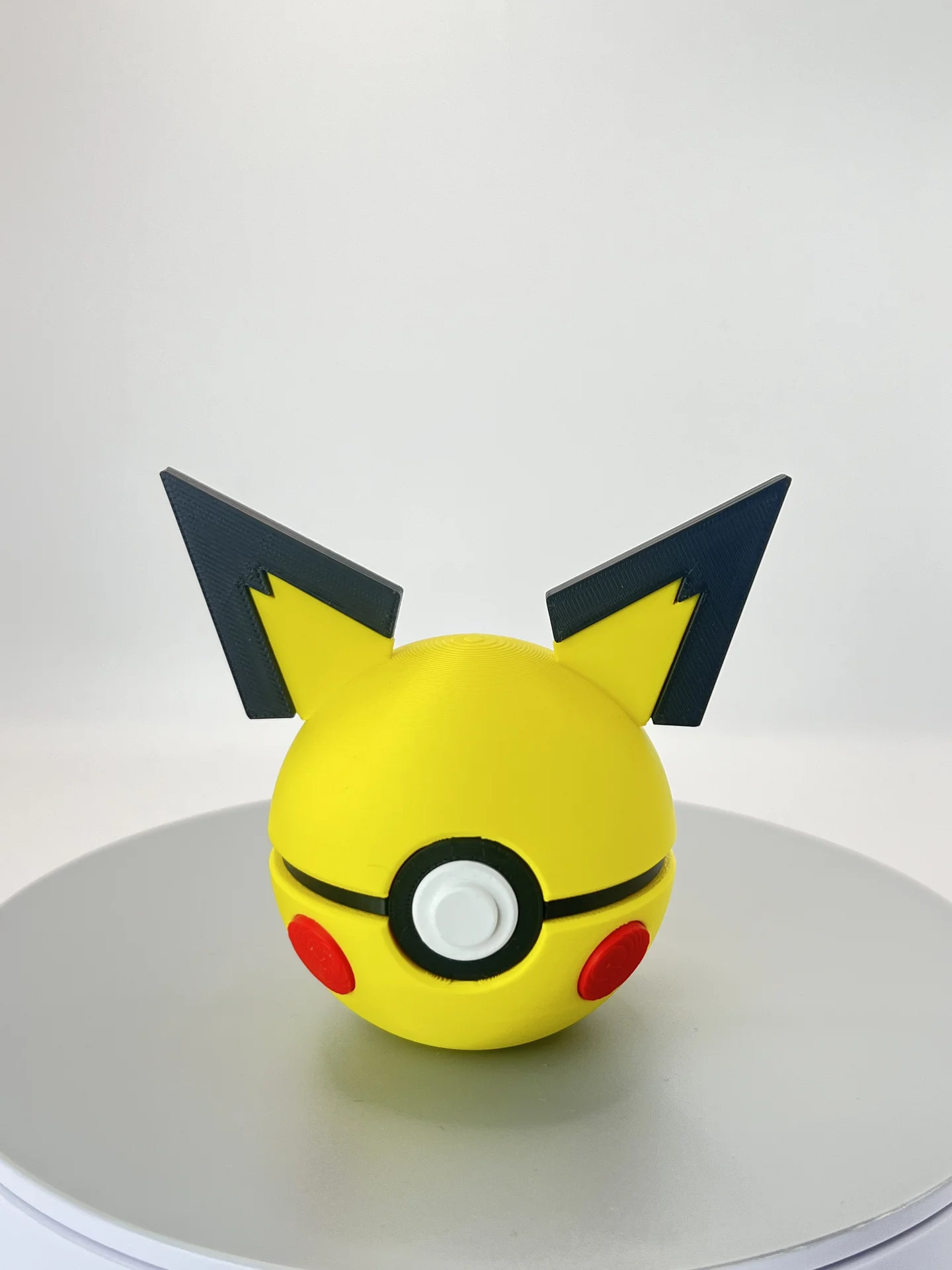 Pikachu pokeball - изображение 1
