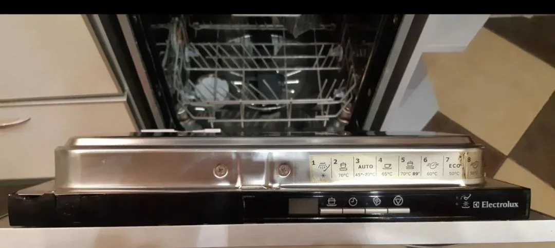 Посудомоечная машина Electrolux - миниатюра 2