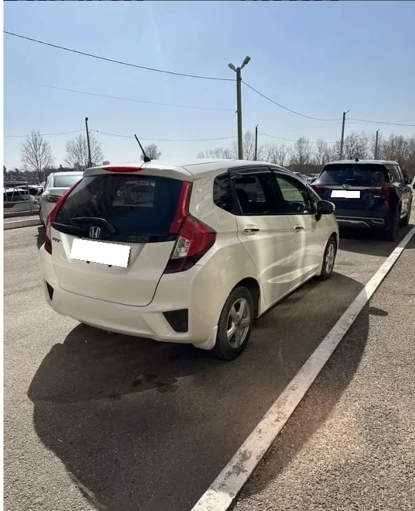 Honda Fit G L Package - миниатюра 6