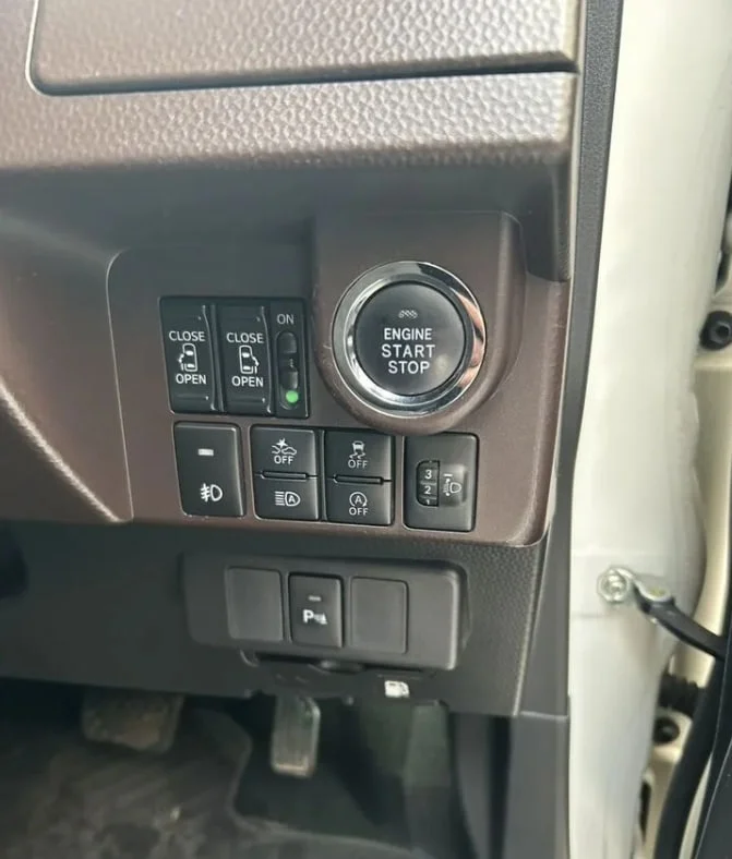 Toyota Roomy G S - миниатюра 12