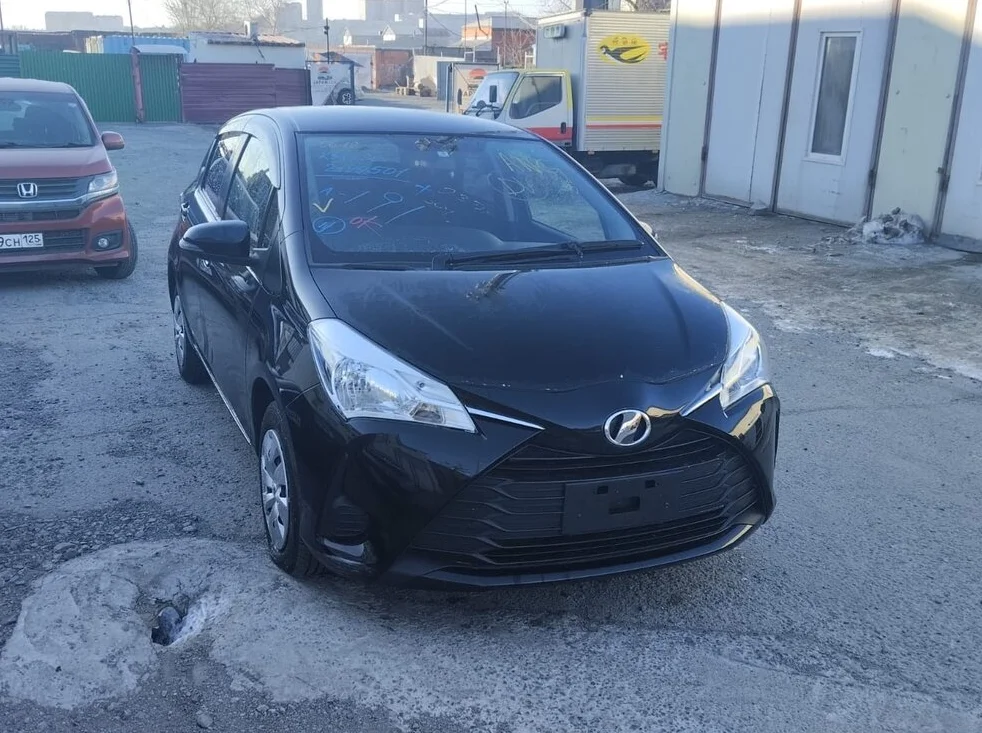Toyota Vitz - миниатюра 3