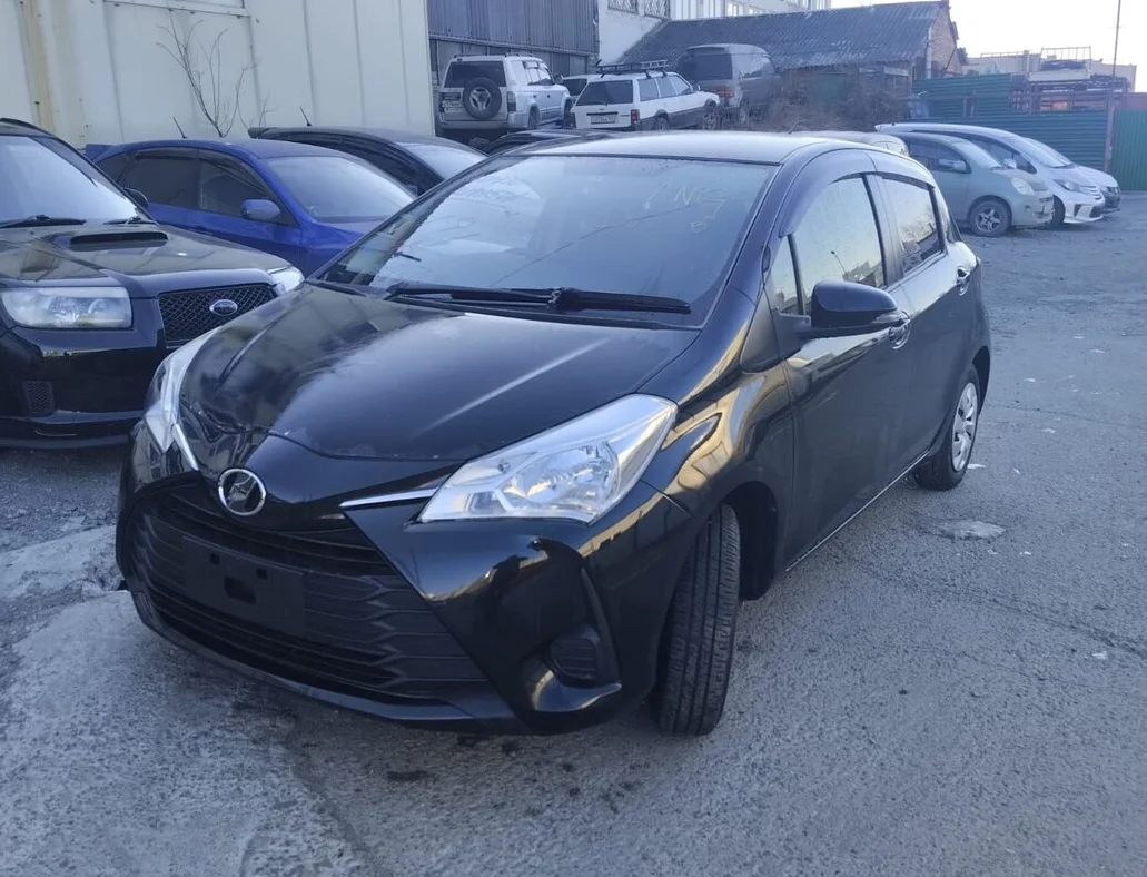 Toyota Vitz - миниатюра 4