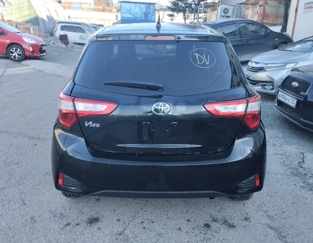 Toyota Vitz - миниатюра 5