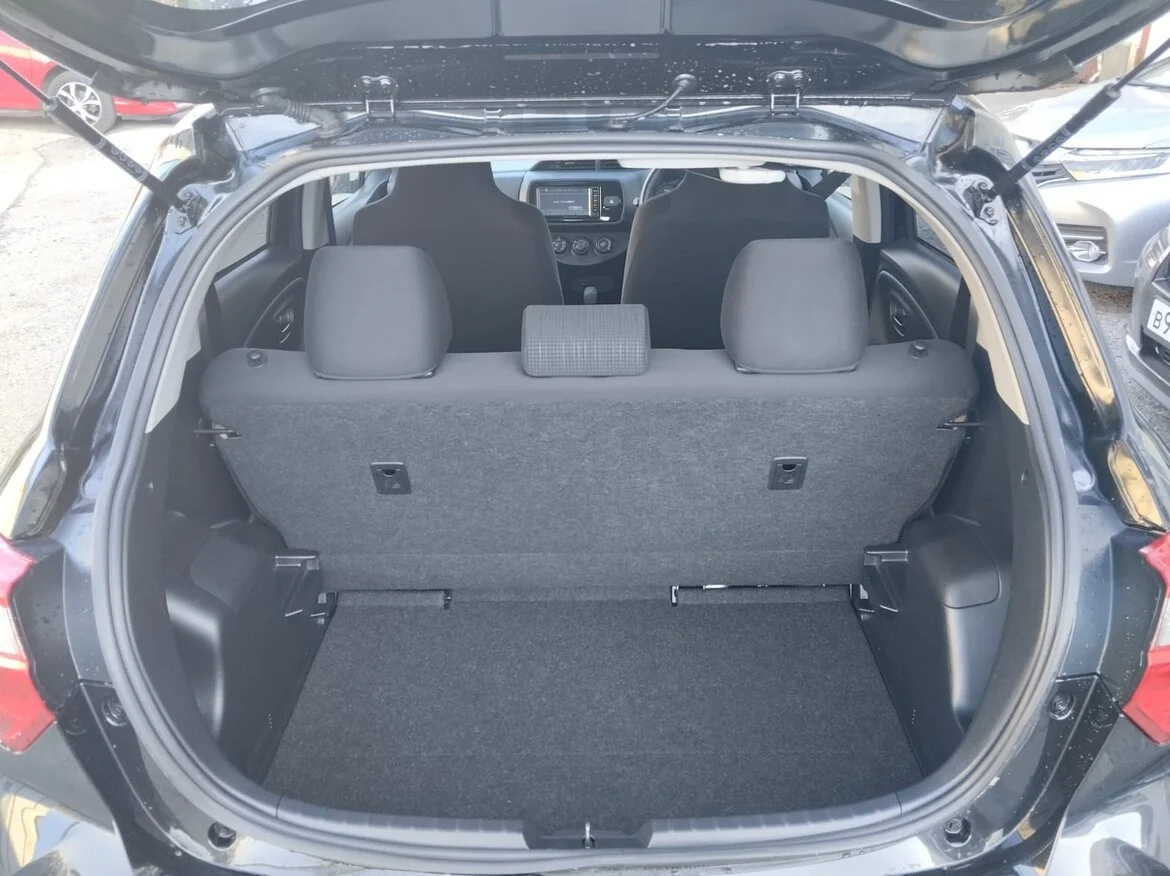 Toyota Vitz - миниатюра 15